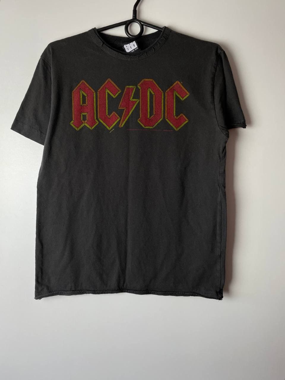 Vintage AC/DC vintage t-shirts size M Size US M / EU 48-50 / 2 - 1 Thumbnail