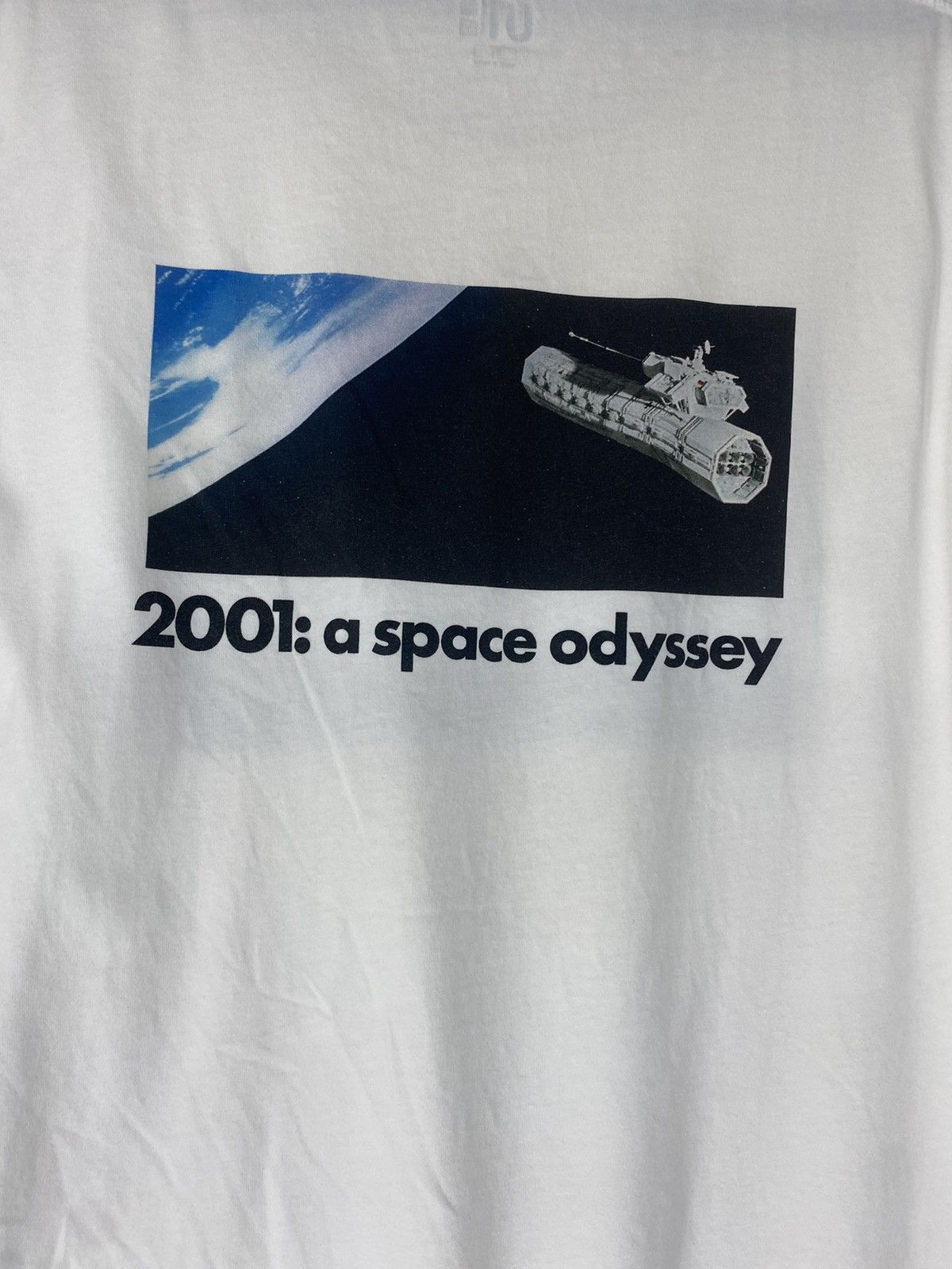 Uniqlo 2001 a space odyssey Stanley Kubrick Size US XL / EU 56 / 4 - 5 Thumbnail