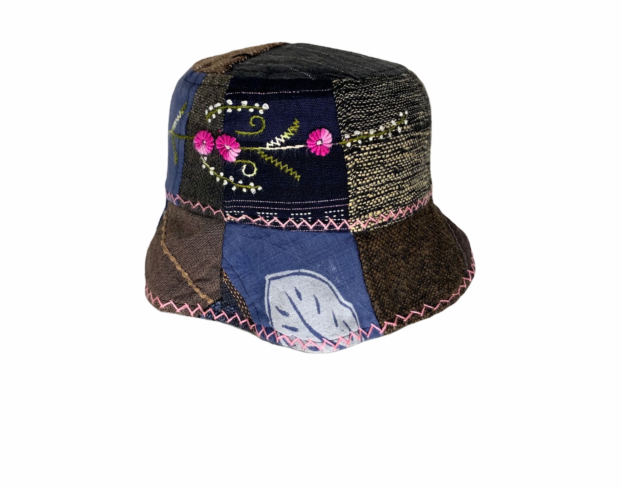 Designer × Japanese Brand Sashiko boro pattern flower embroidered hat Size 26 - 3 Thumbnail