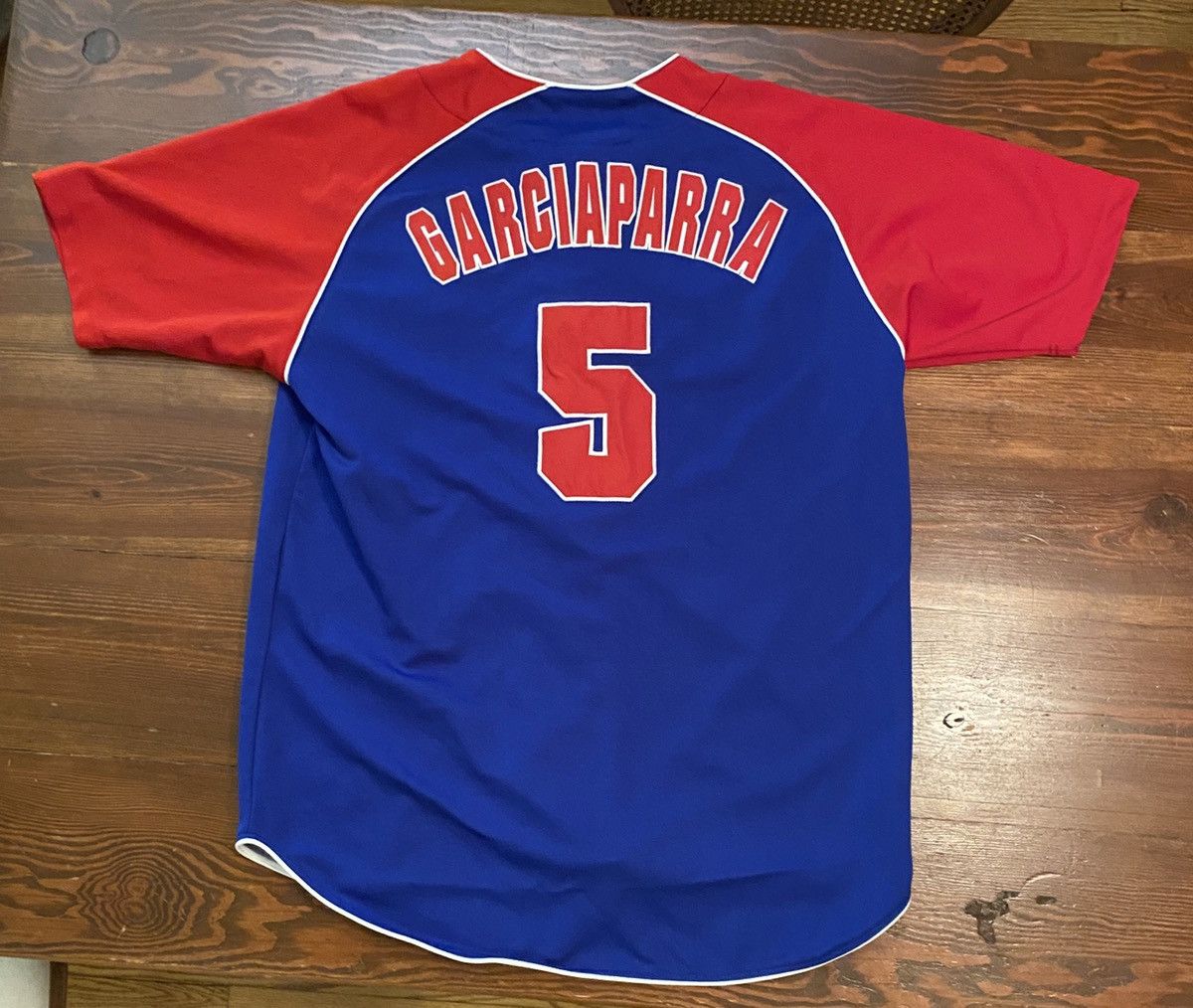 MLB 2004 Nomar Garciaparra Chicago Cubs True Fan Patch Jersey Size US L / EU 52-54 / 3 - 2 Thumbnail