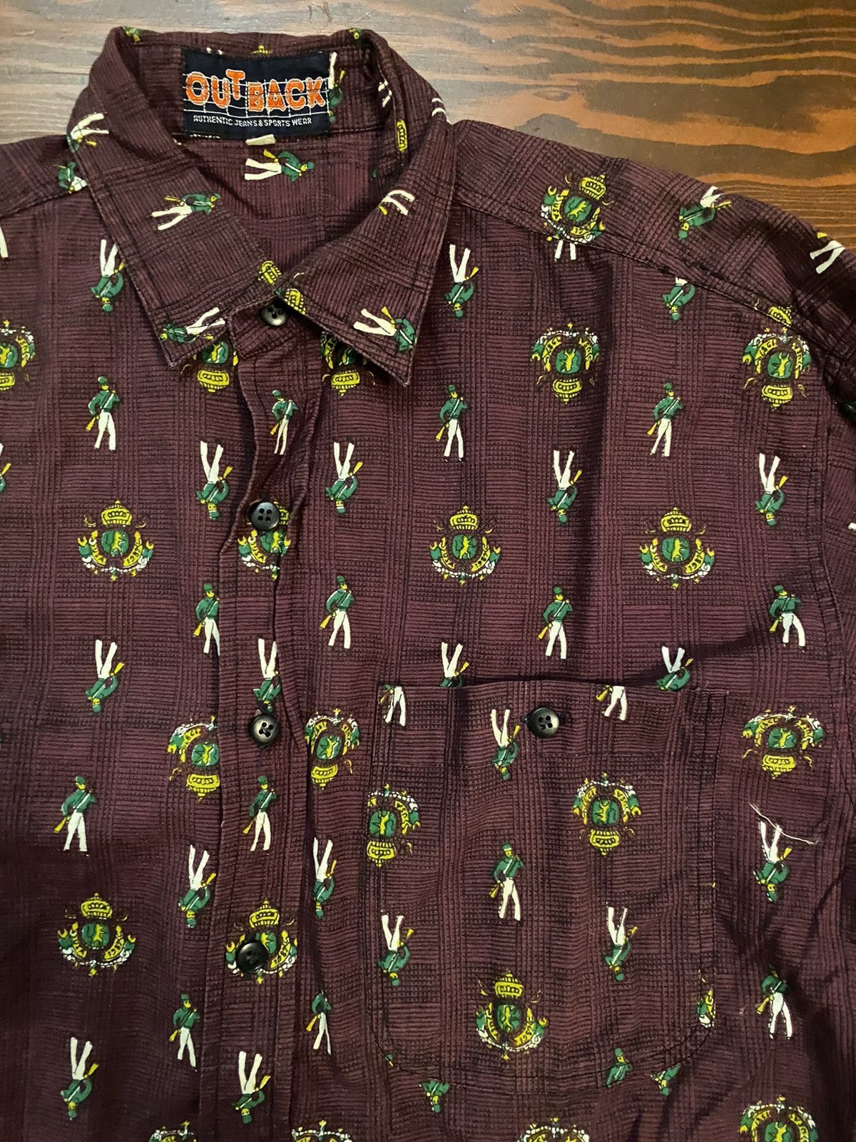 Vintage Vintage 80’s Hunter & Crest All Over Long Sleeve Button Up Size US S / EU 44-46 / 1 - 1 Thumbnail