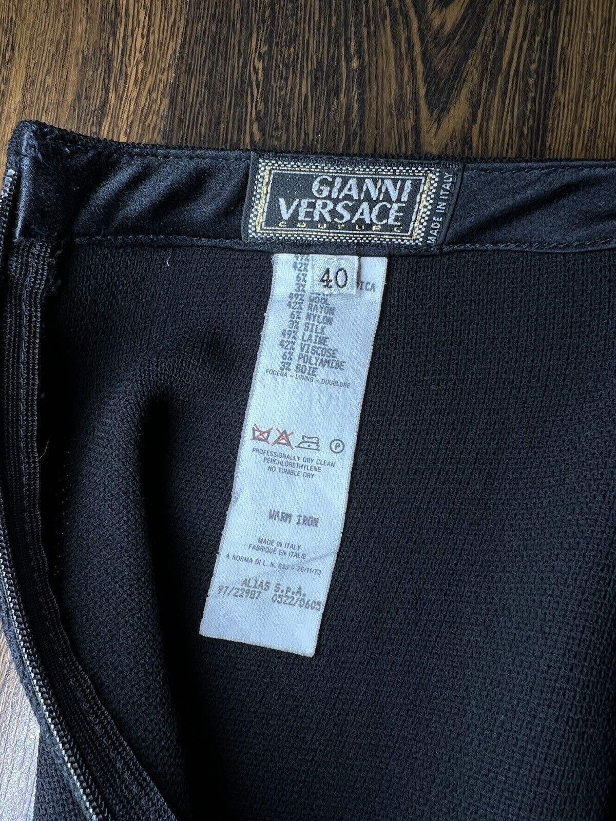 Versace GIANNI VERSACE Pants Vintage Black Size 40 Size 27" / US 4 / IT 40 - 6 Thumbnail