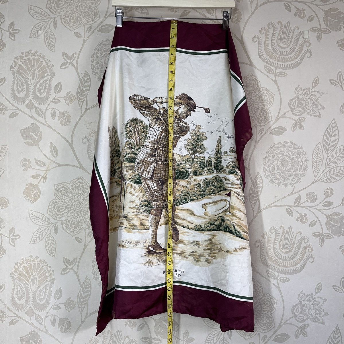 Burberry × Vintage Pure Silk Burberrys Scarves Full Print Vintage Size ONE SIZE - 20 Thumbnail