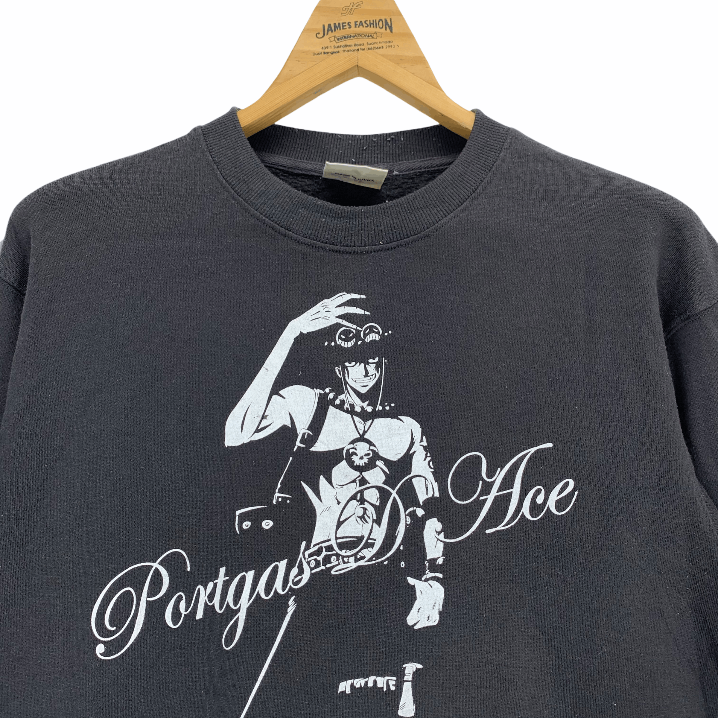 Japanese Brand One Piece PORTGAS D ACE Big Logo Sweatshirts #2976-112 Size US L / EU 52-54 / 3 - 2 Thumbnail