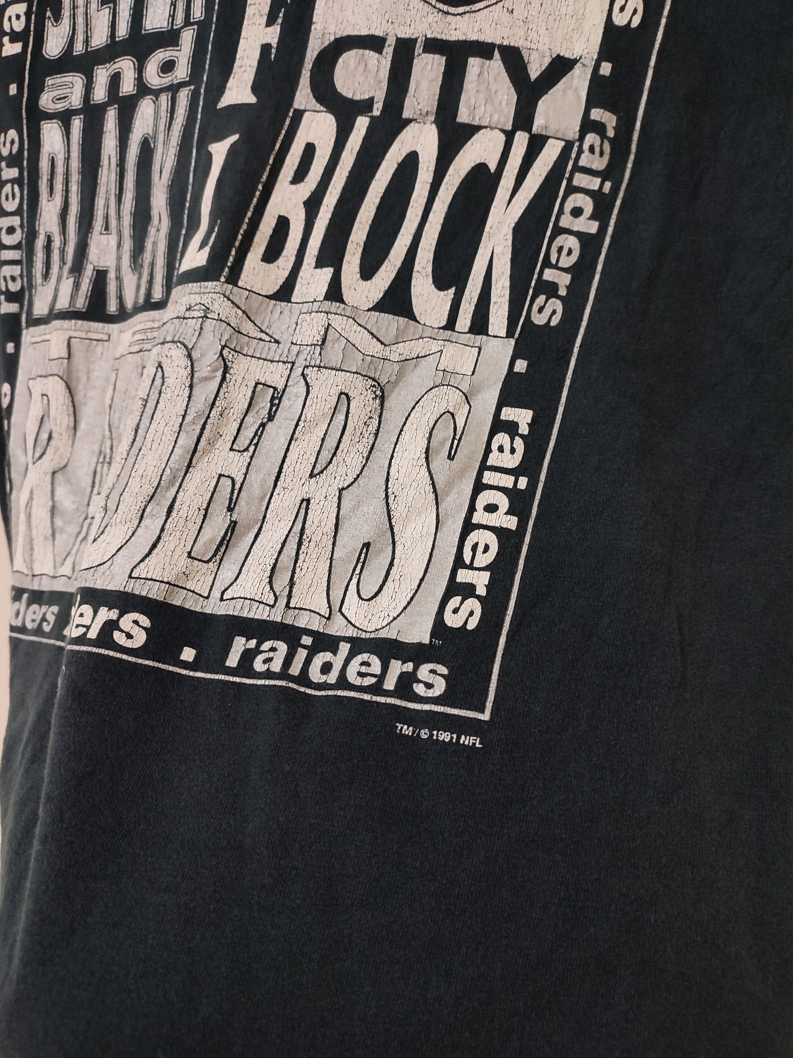 NFL 90s Raiders NFL Single Stitch Tees Size US L / EU 52-54 / 3 - 10 Thumbnail