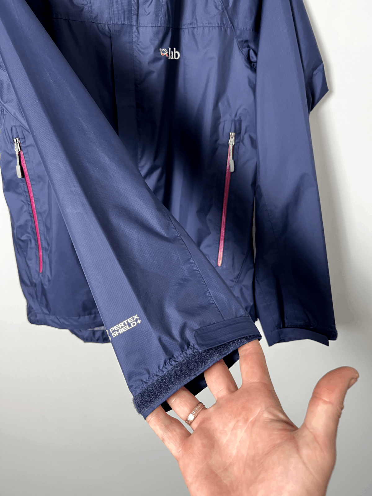 Rab RAB Womens Hooded Jacket Size M Size M / US 6-8 / IT 42-44 - 5 Thumbnail