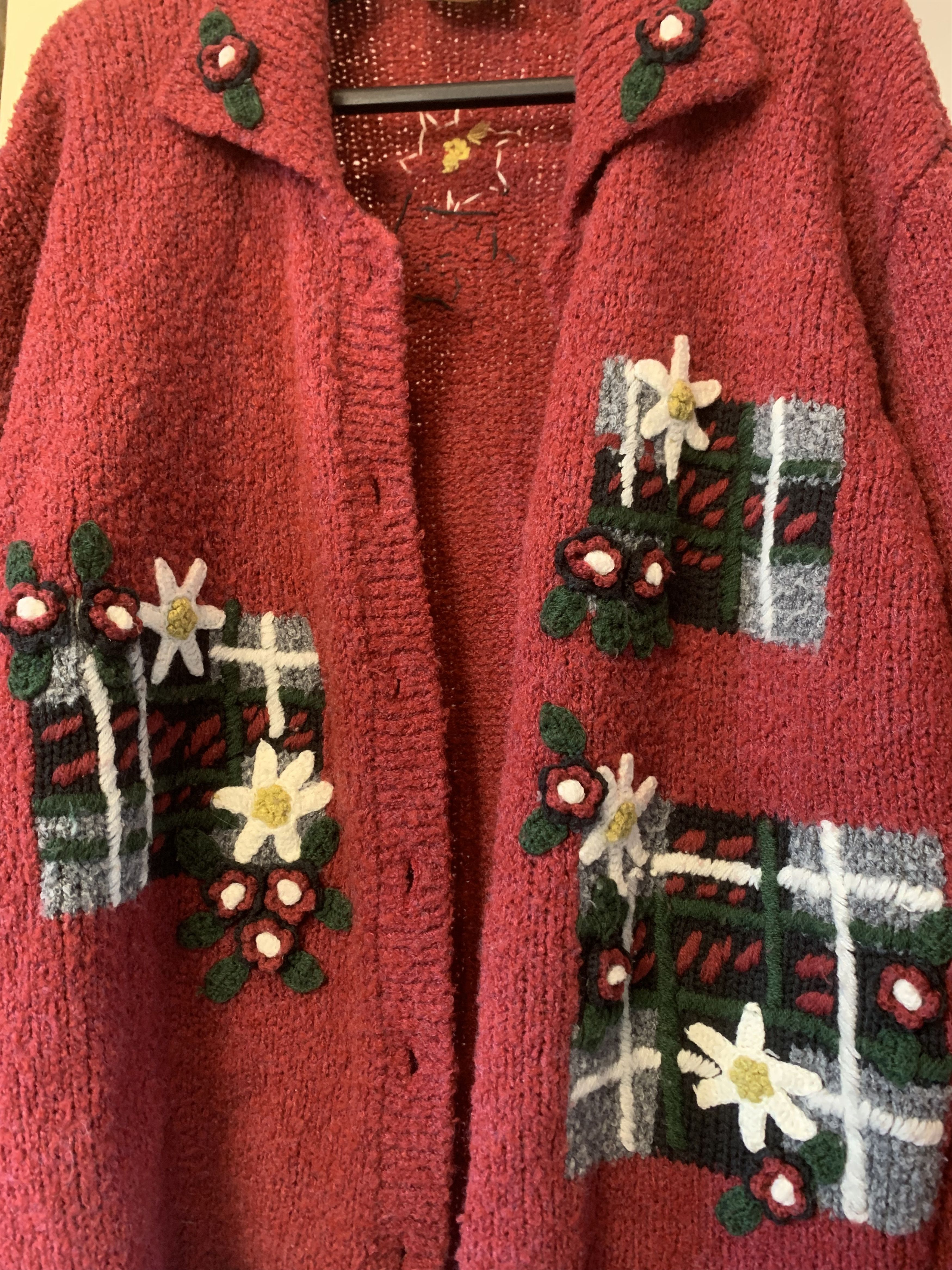 Vintage 90s Cute Christmas Flower Embroidered Cardigan Size US L / EU 52-54 / 3 - 6 Thumbnail