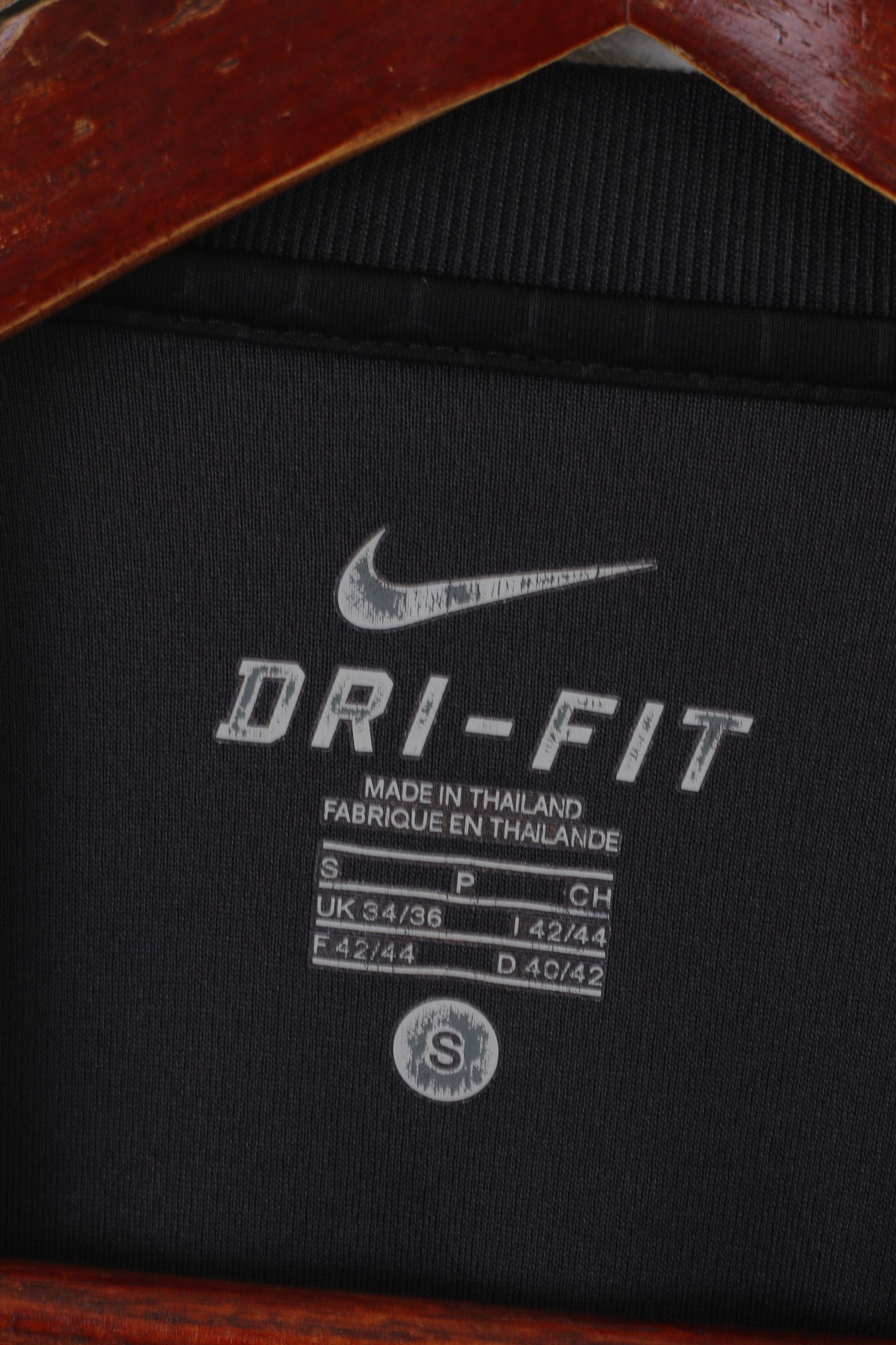 Nike × Vintage Nike Men S Shirt Black Dri-Fit Sportswear 9620 Size US S / EU 44-46 / 1 - 4 Thumbnail