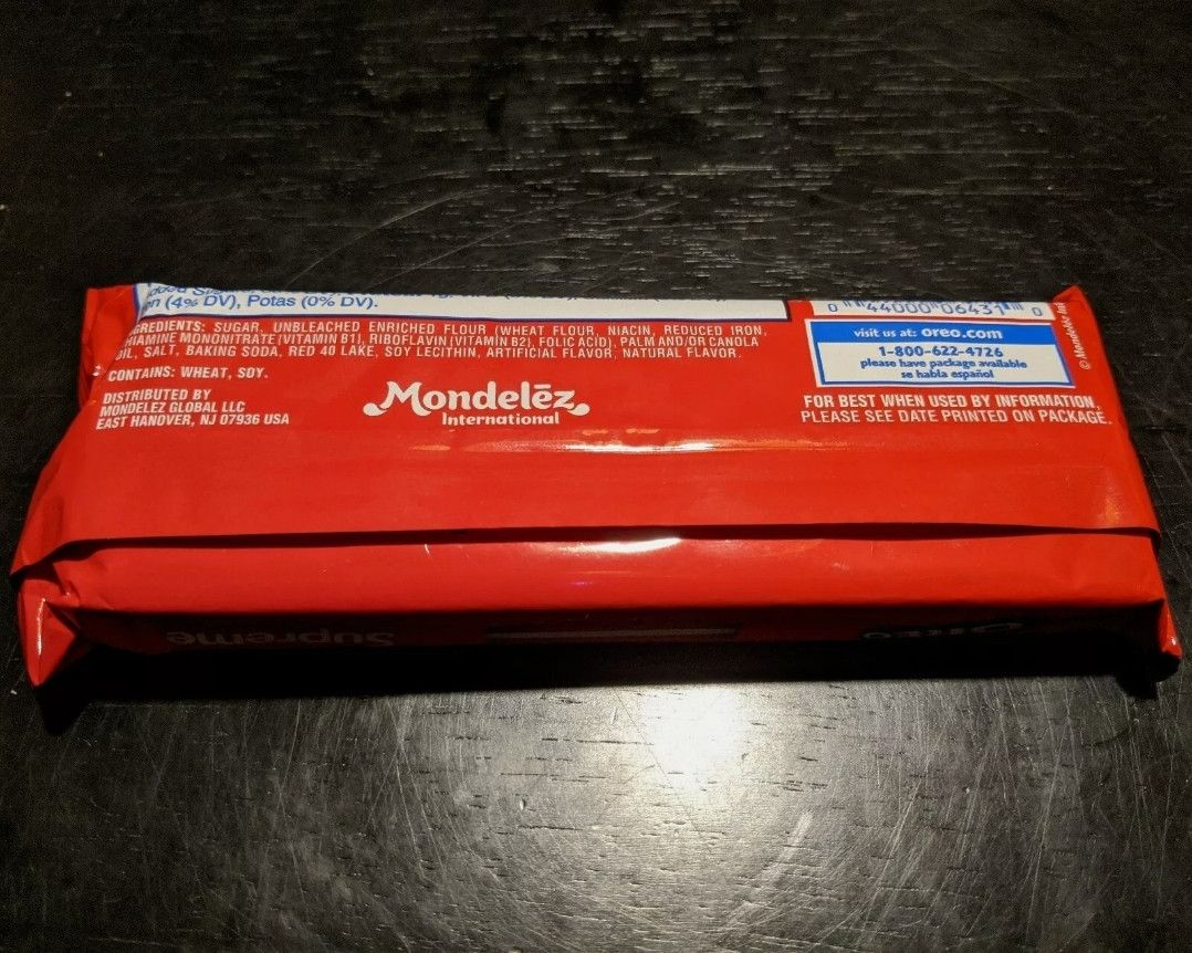 Supreme Supreme x Oreo Cookies Red SS20- 1 Pack of 3 Cookies Size ONE SIZE - 2 Thumbnail