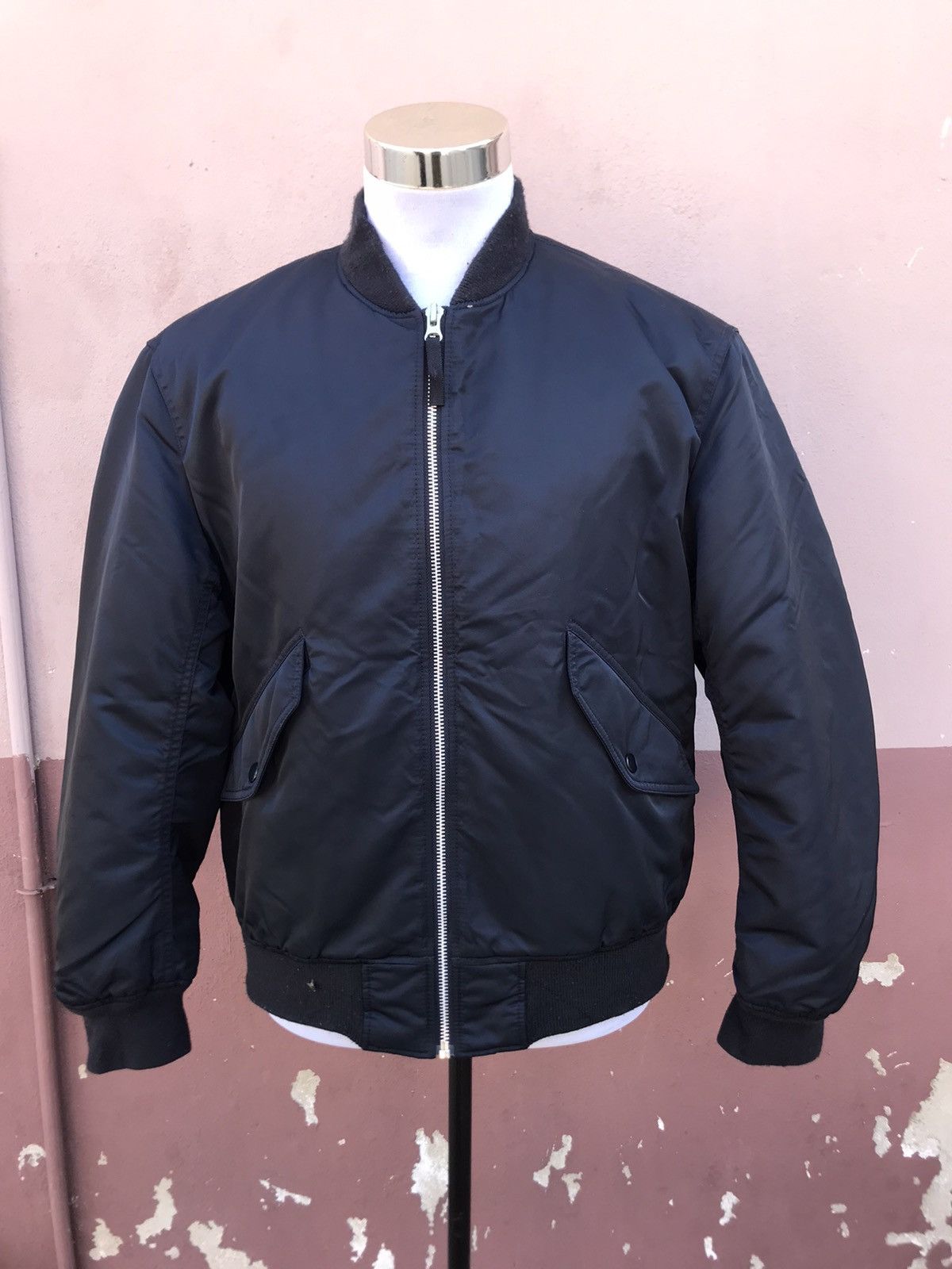 Lemaire × Uniqlo Lemaire X Uniqlo Bomber Jacket Size US L / EU 52-54 / 3 - 1 Thumbnail