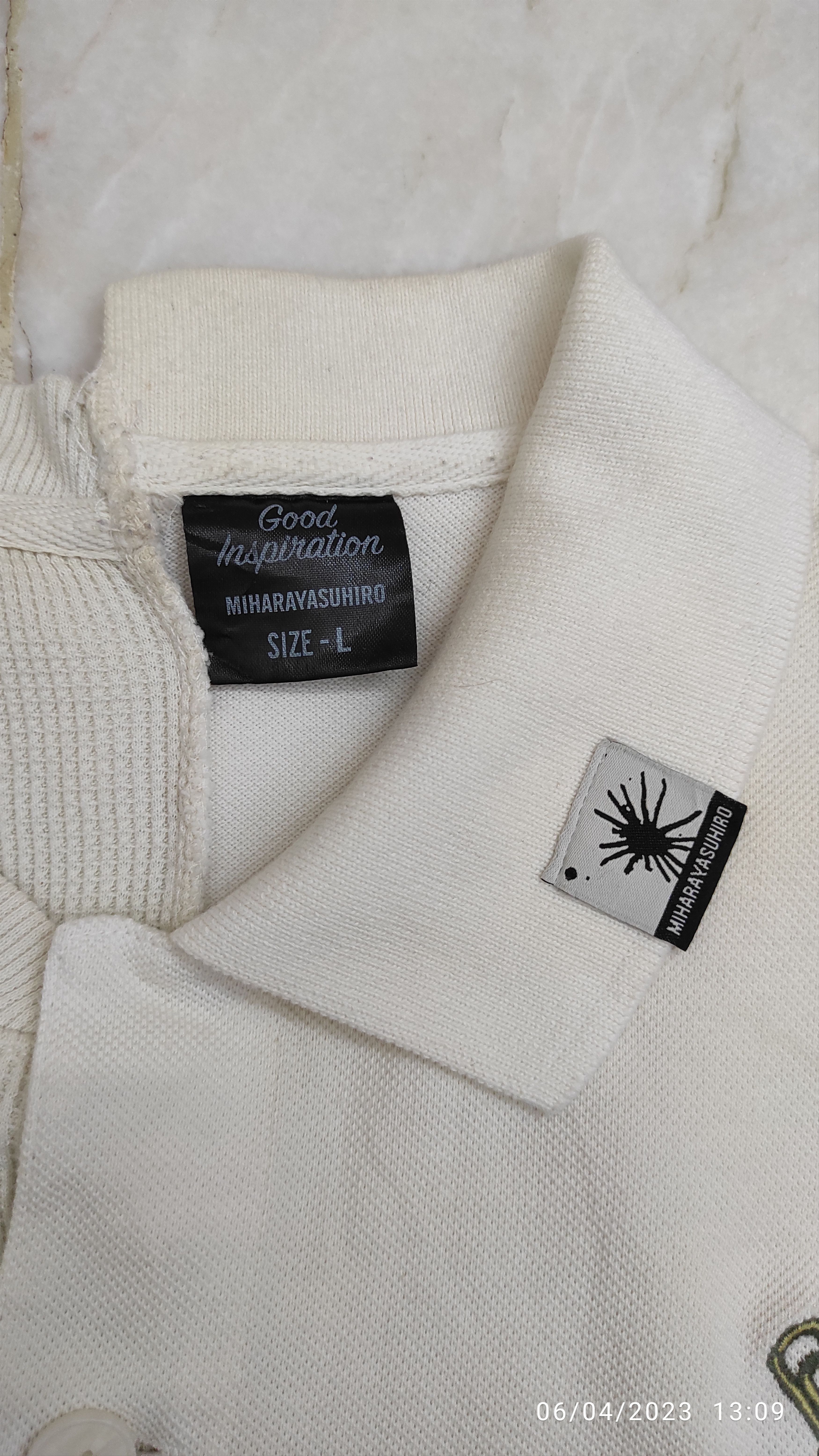 GU × Maison MIHARA YASUHIRO Gu X Mihara Yasuhiro OS Tee (Switch) Size US L / EU 52-54 / 3 - 5 Thumbnail