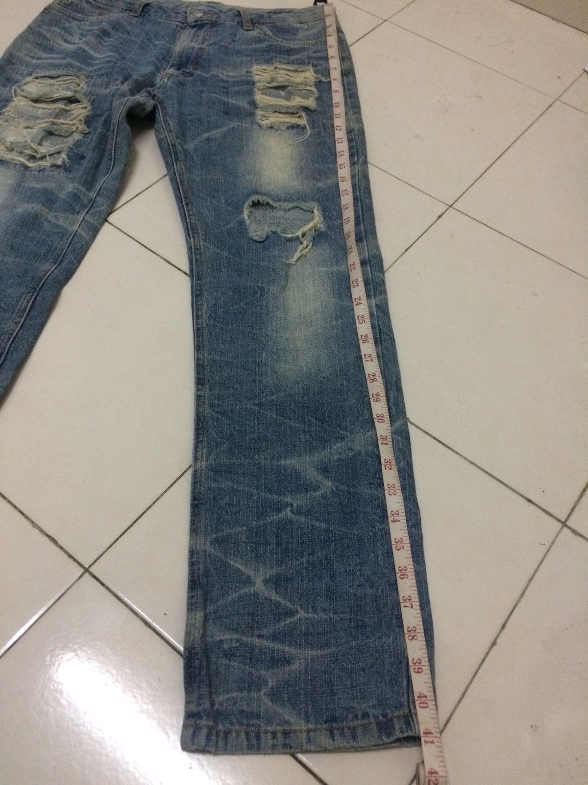 Japanese Brand Vintage Faded Black Jeans with Distressed Wash Effect Size US 33 - 4 Thumbnail