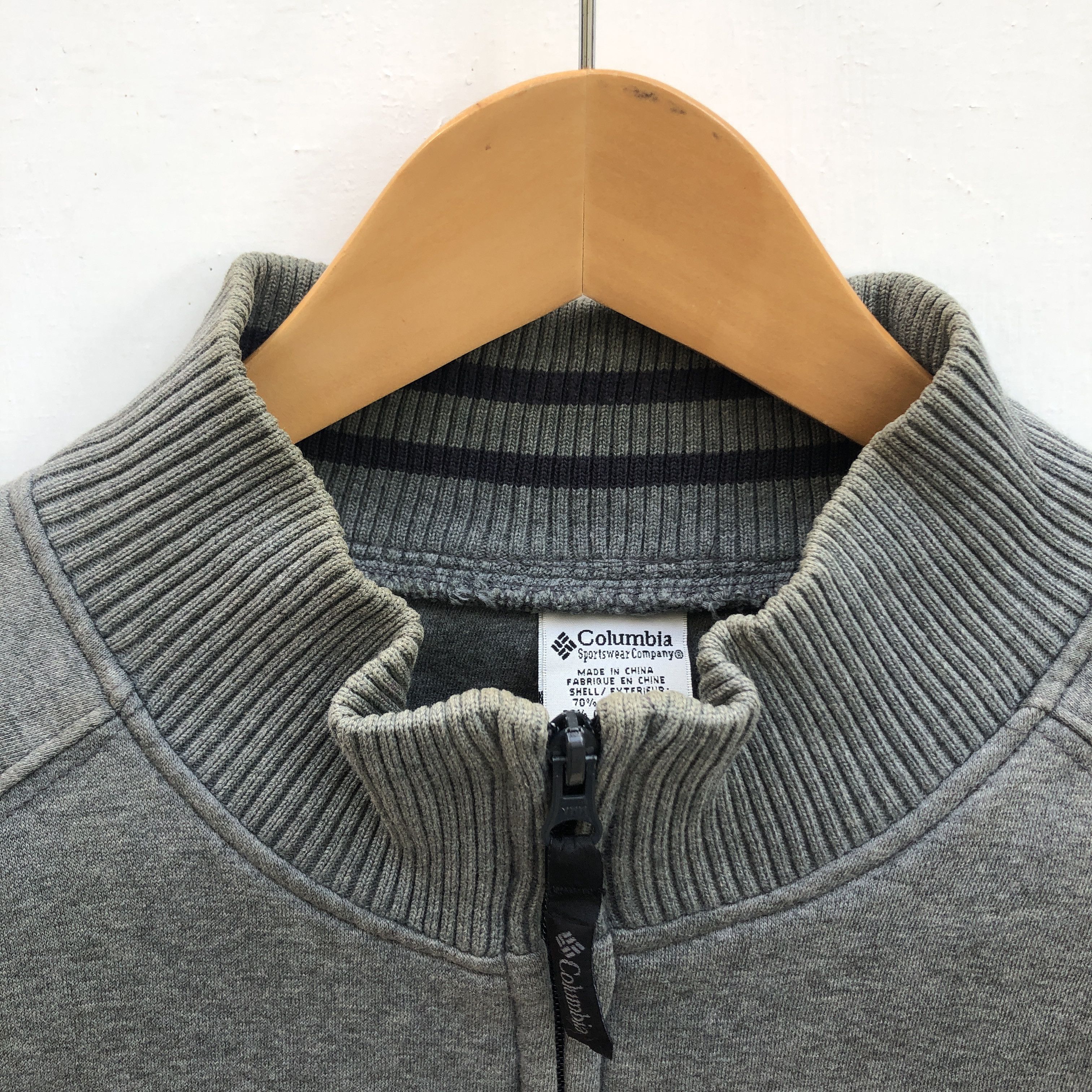 Columbia COLUMBIA Turtle Neck Zipper Jacket #0514-14 Size US XL / EU 56 / 4 - 2 Thumbnail