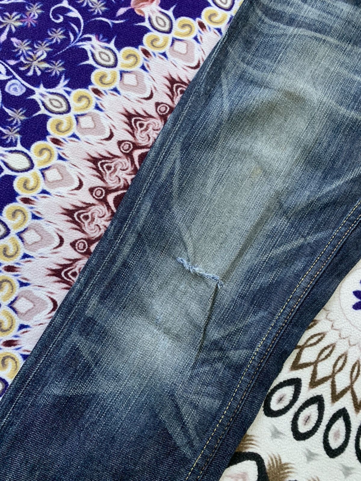 Levi's Vintage Clothing Levis 513 Faded Wash Denim Size US 32 / EU 48 - 3 Thumbnail