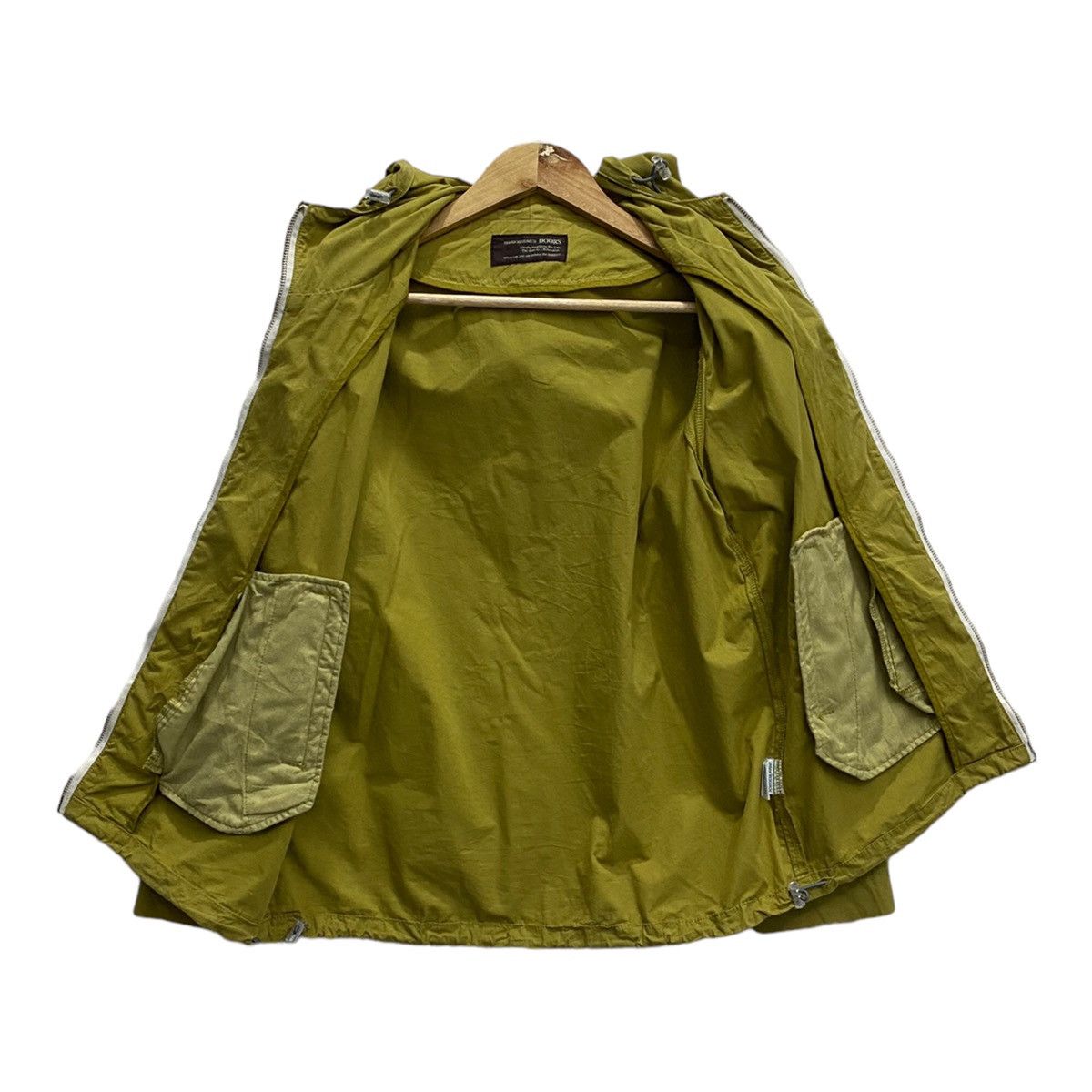 General Research × Issey Miyake × URBAN RESEARCH DOORS URBAN RESEARCH DOORS WAXED STYLE PARKA ZIPPER LIGHT JACKET Size US S / EU 44-46 / 1 - 3 Thumbnail