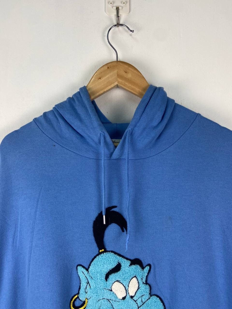 Disney × Vintage Vintage Disney Genie Aladdin Pullover Hoodie Short Sleeve Size US XL / EU 56 / 4 - 4 Thumbnail