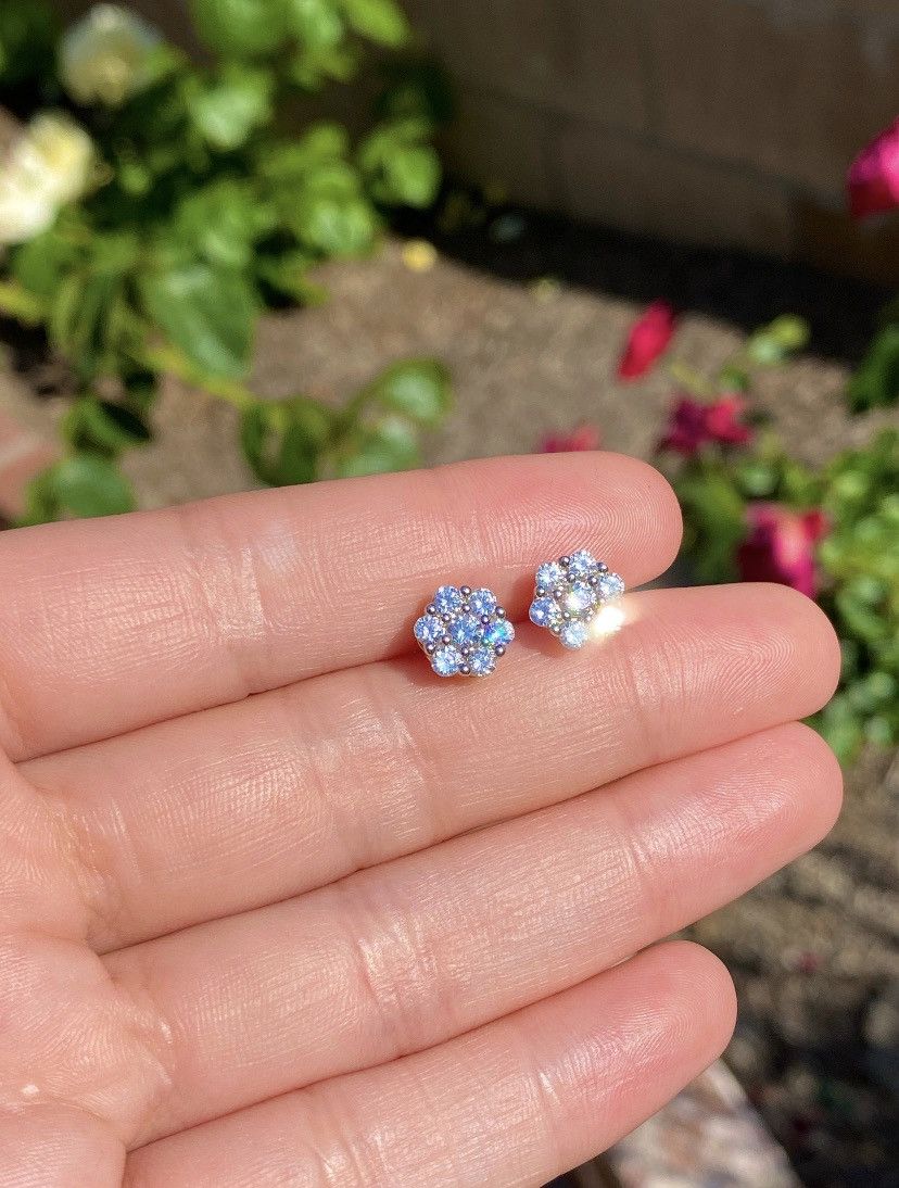 “Diamond Flowers” 14K Gold Earrings