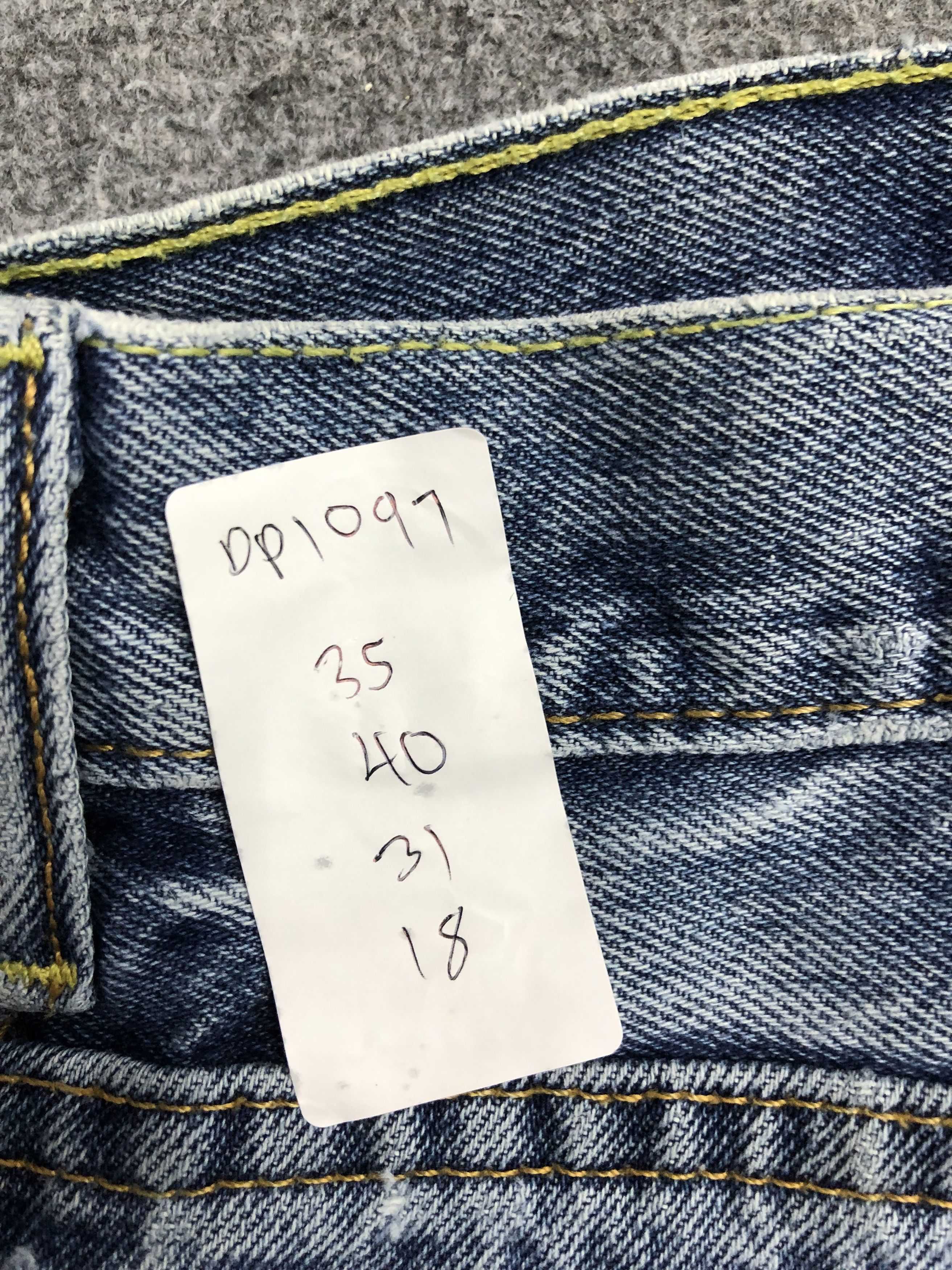 Levi's Vintage Levis 517 Flared Bootcut Jeans DP1097 Size US 35 - 16 Thumbnail