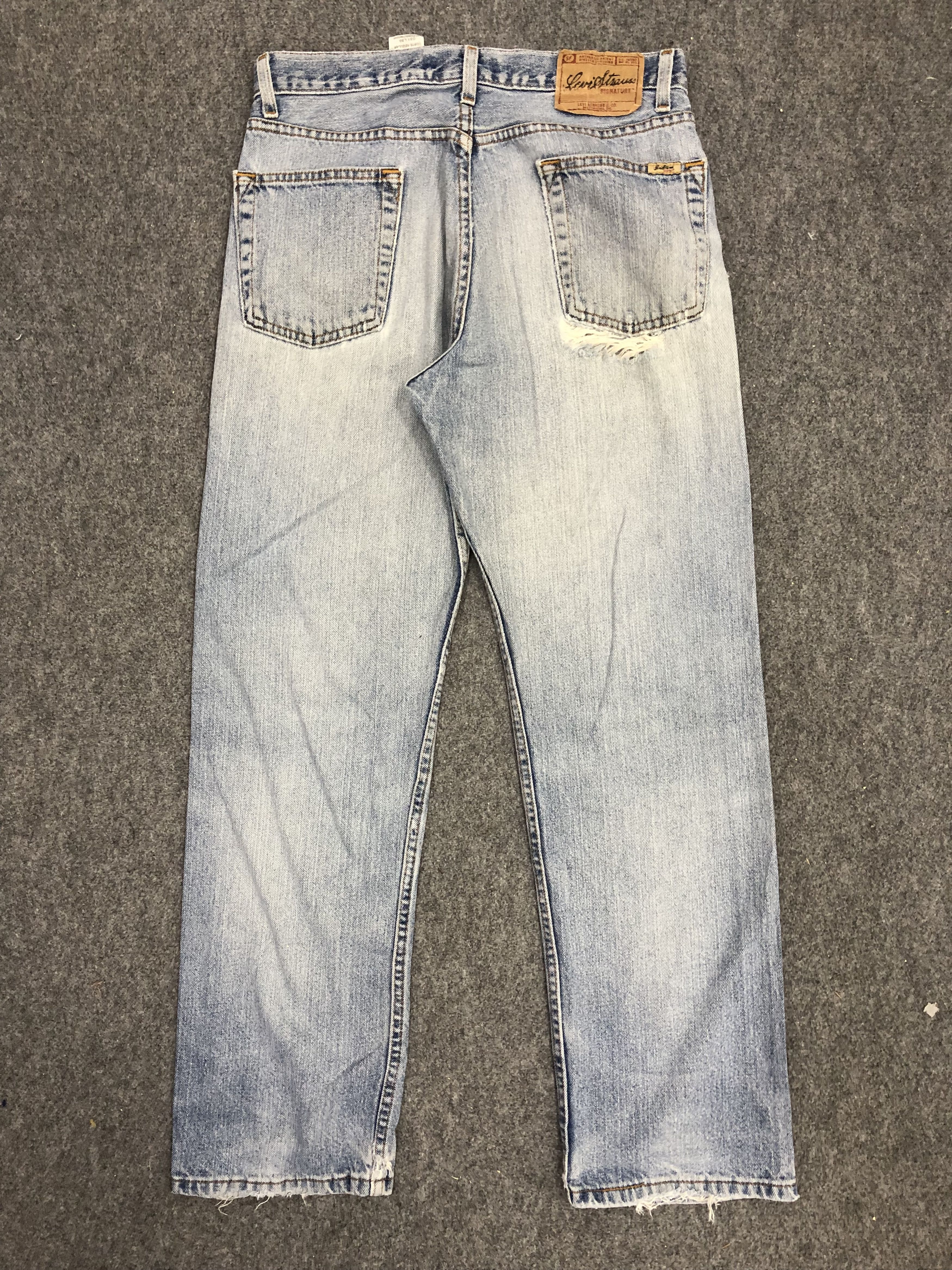 Levi's × Vintage Vintage Levis Signature Light Wash Jeans Size US 31 - 3 Thumbnail
