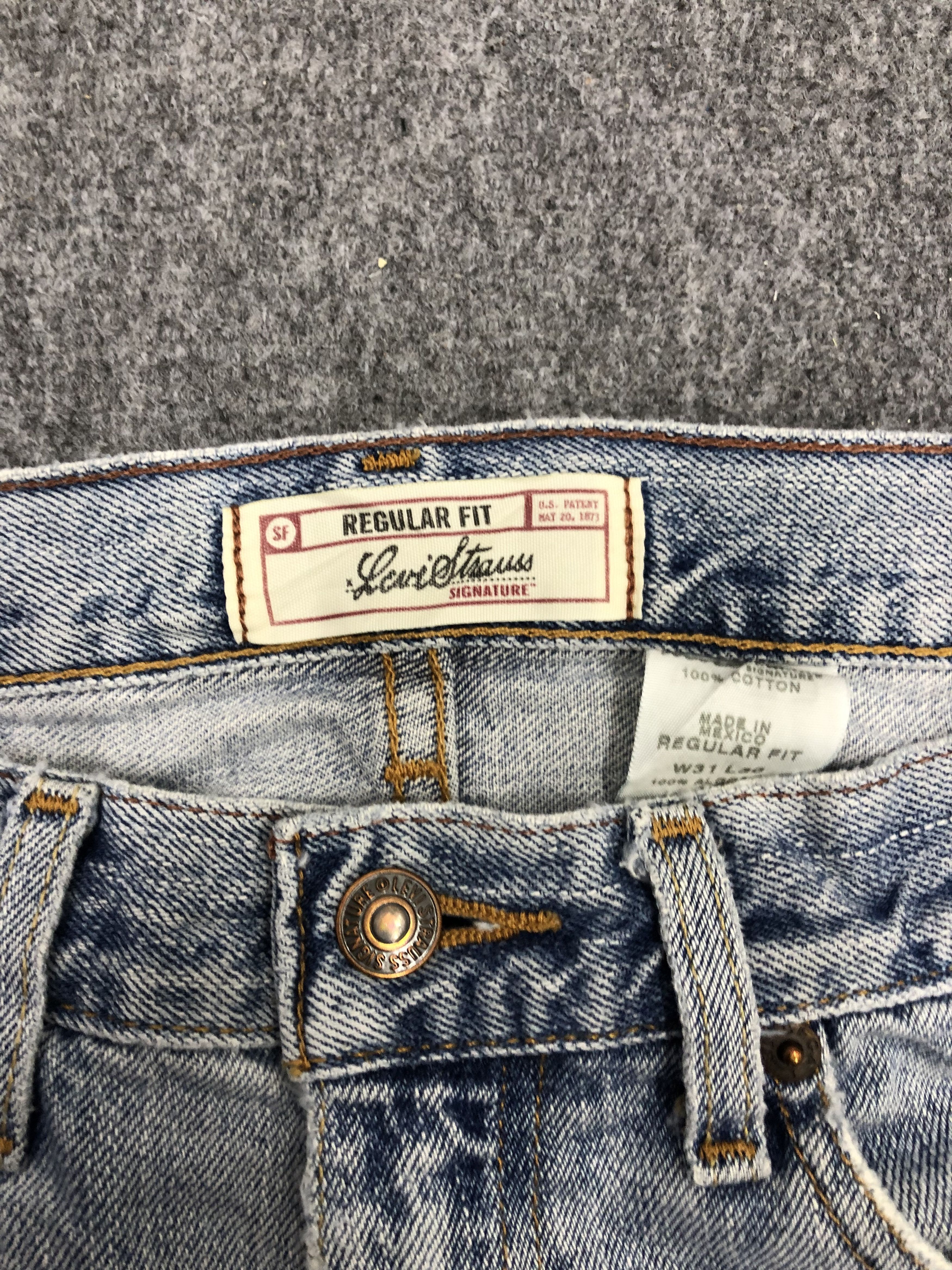 Levi's × Vintage Vintage Levis Signature Light Wash Jeans Size US 31 - 7 Thumbnail