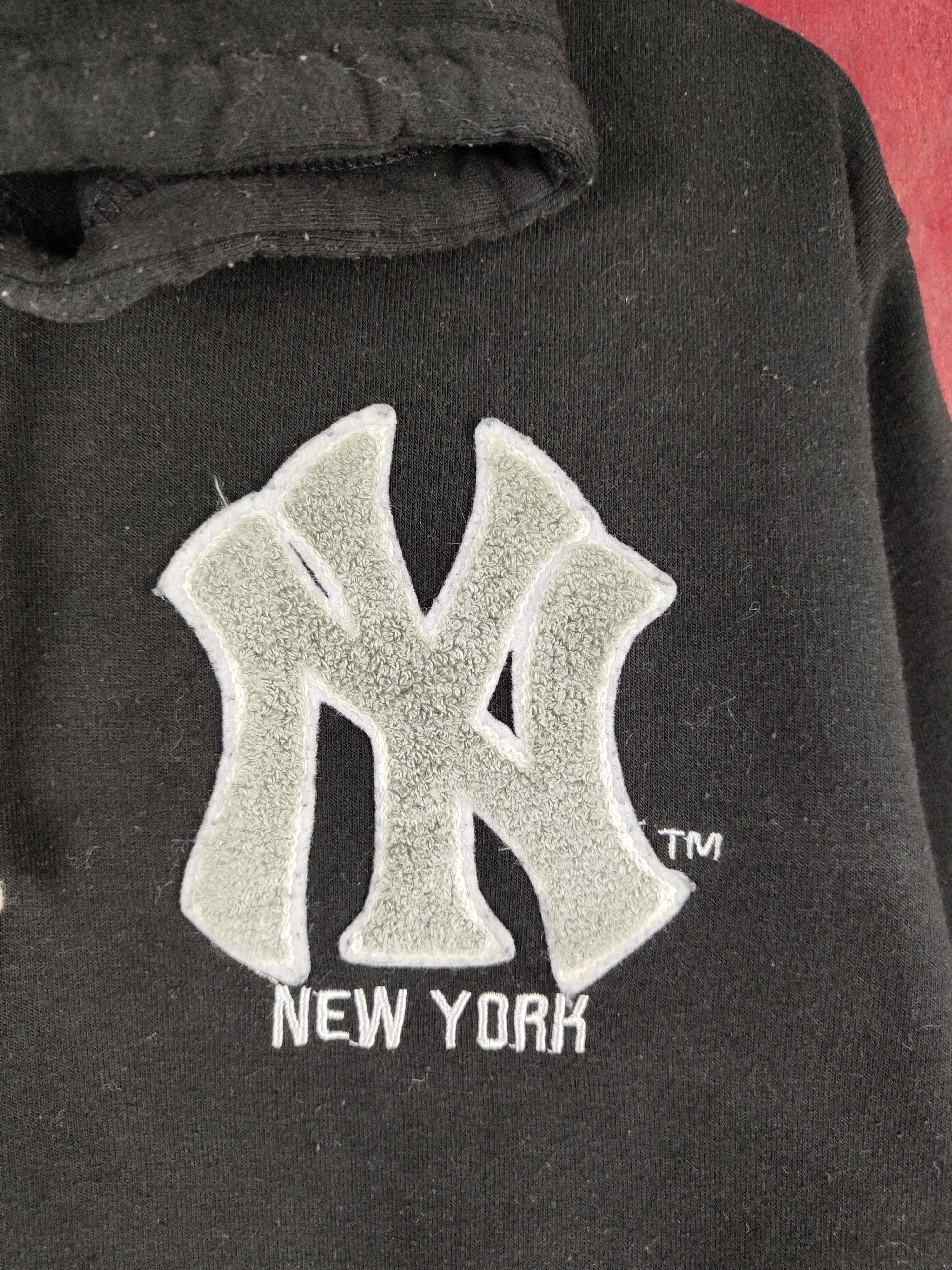 Vintage Major League Baseball Black New York Hoodie Sweatshirt #265B Size US XL / EU 56 / 4 - 5 Thumbnail