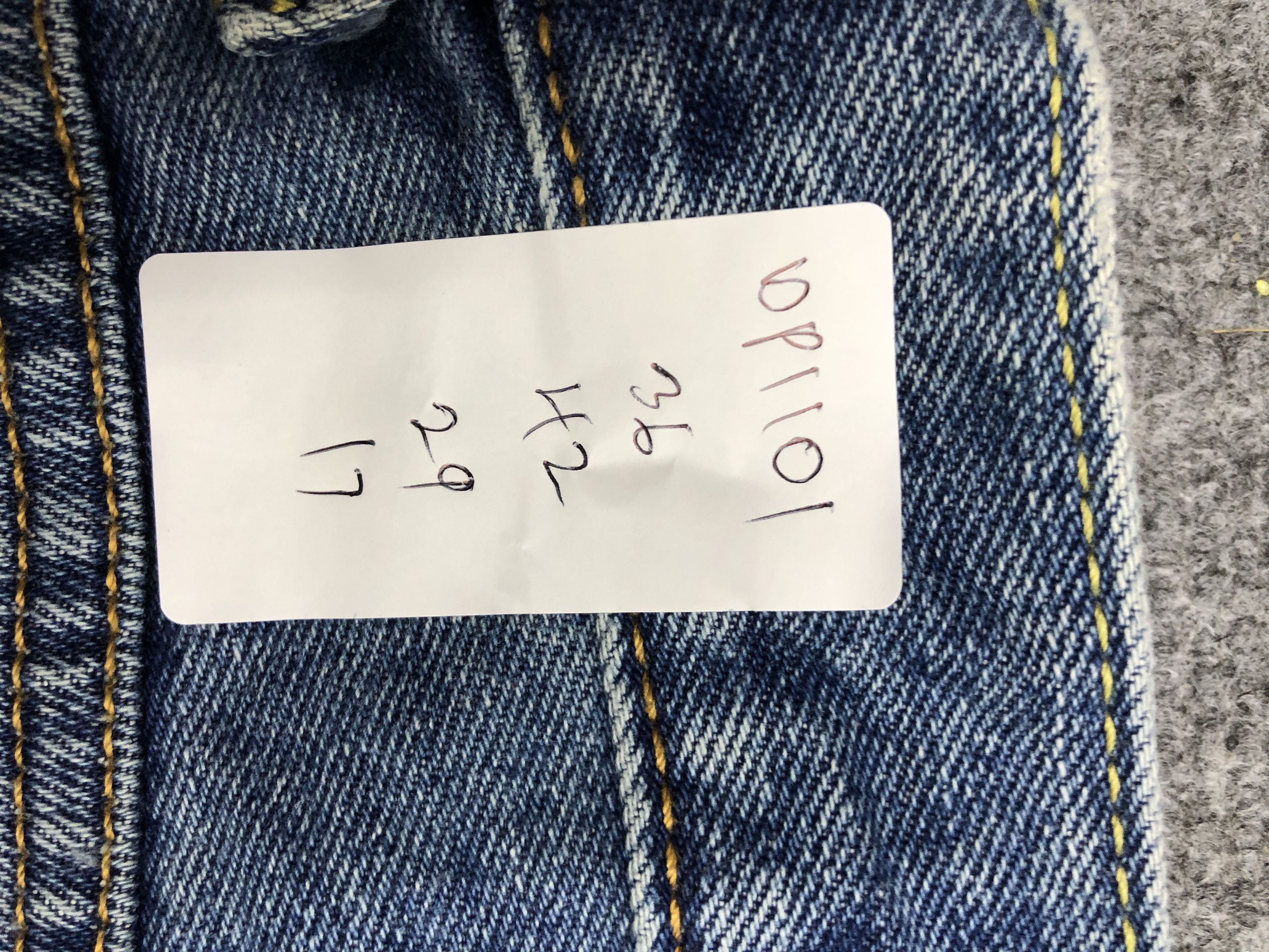 Levi's × Vintage Vintage Levis 550 Light Blue Jeans Size US 36 / EU 52 - 15 Thumbnail