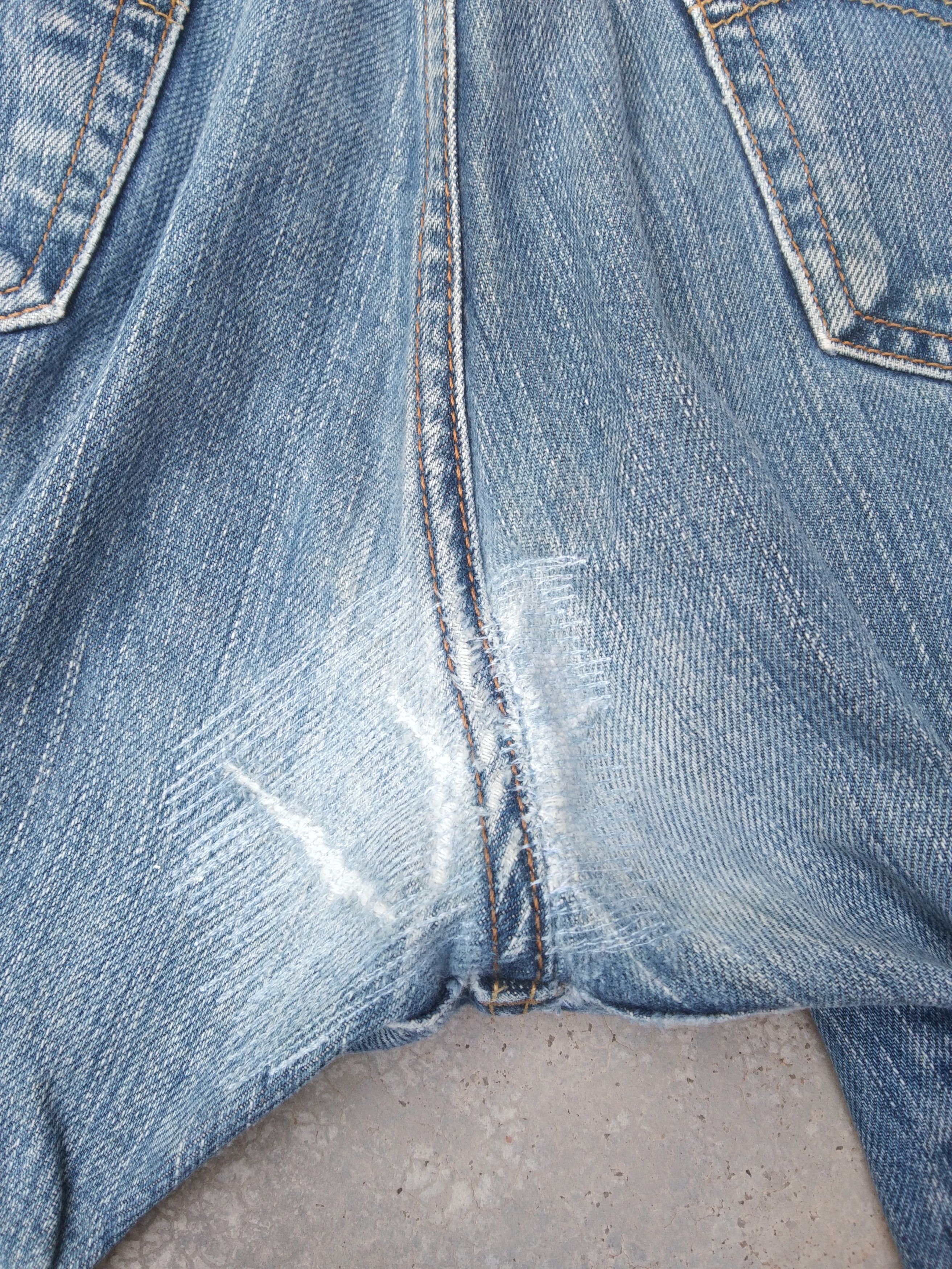 Vintage Levi's 501 Straight Leg Repaired Jeans 38x33