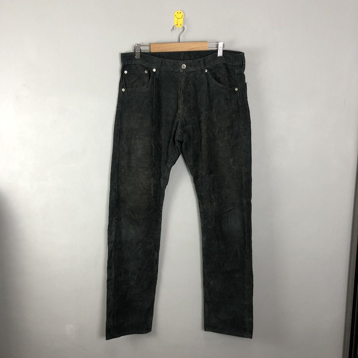 GU DLL GU Japan Black Corduroy Denim vintage Pants #c1283 Size US 33 - 1 Thumbnail