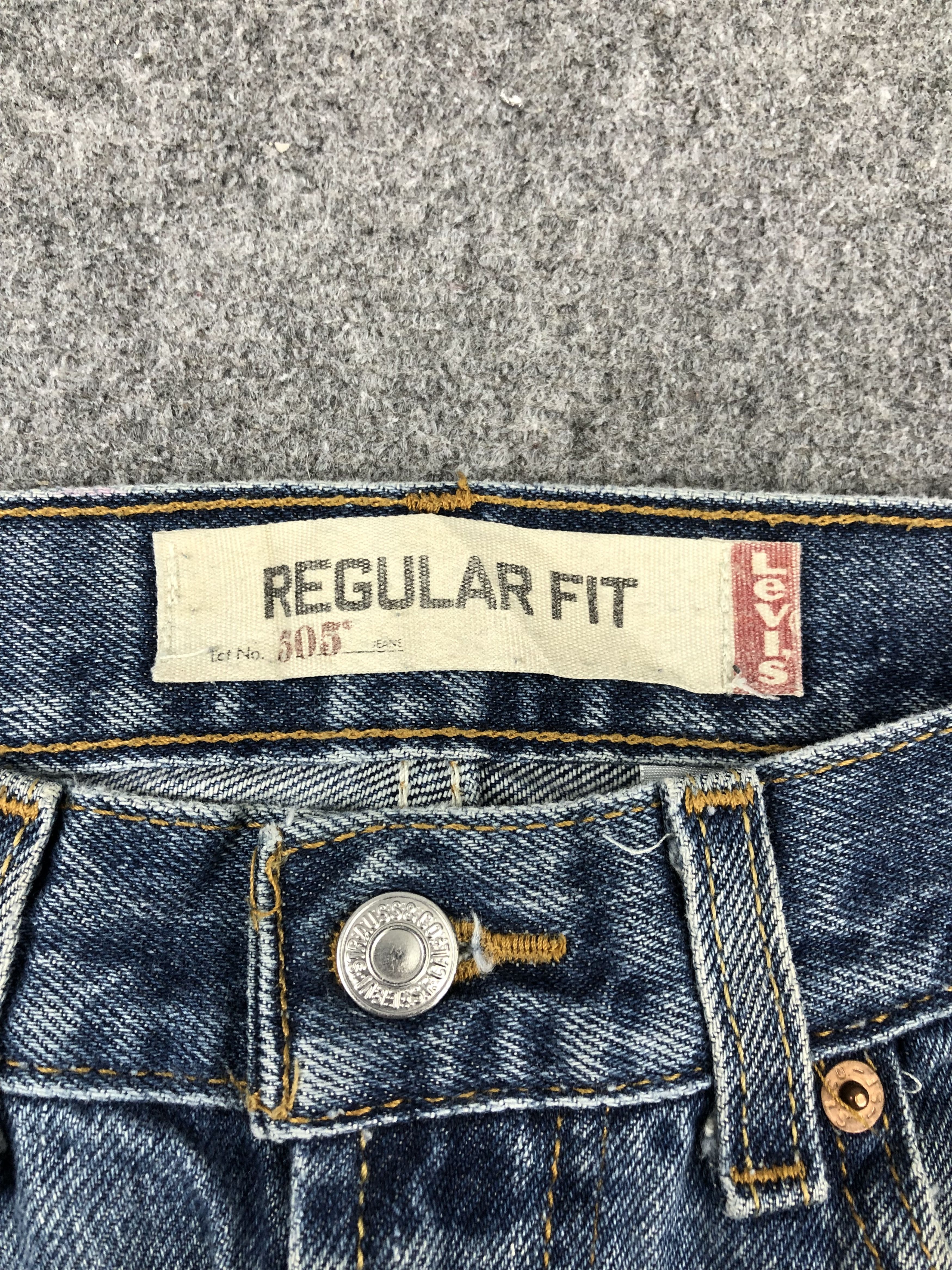 Levi's Vintage Levis 505 Faded Blue Jeans DP1461 Size US 31 - 9 Thumbnail