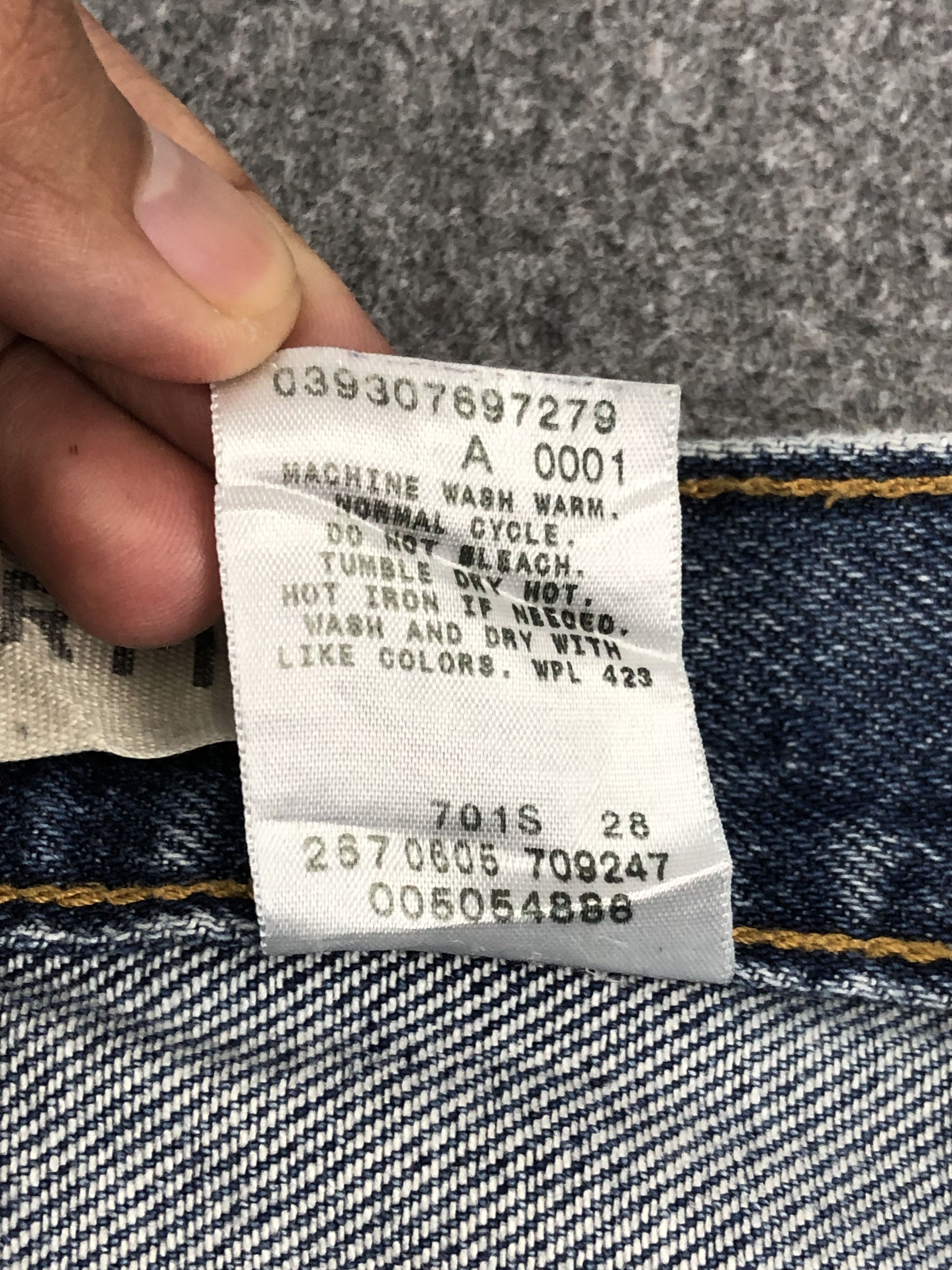 Levi's Vintage Levis 505 Faded Blue Jeans DP1461 Size US 31 - 8 Thumbnail