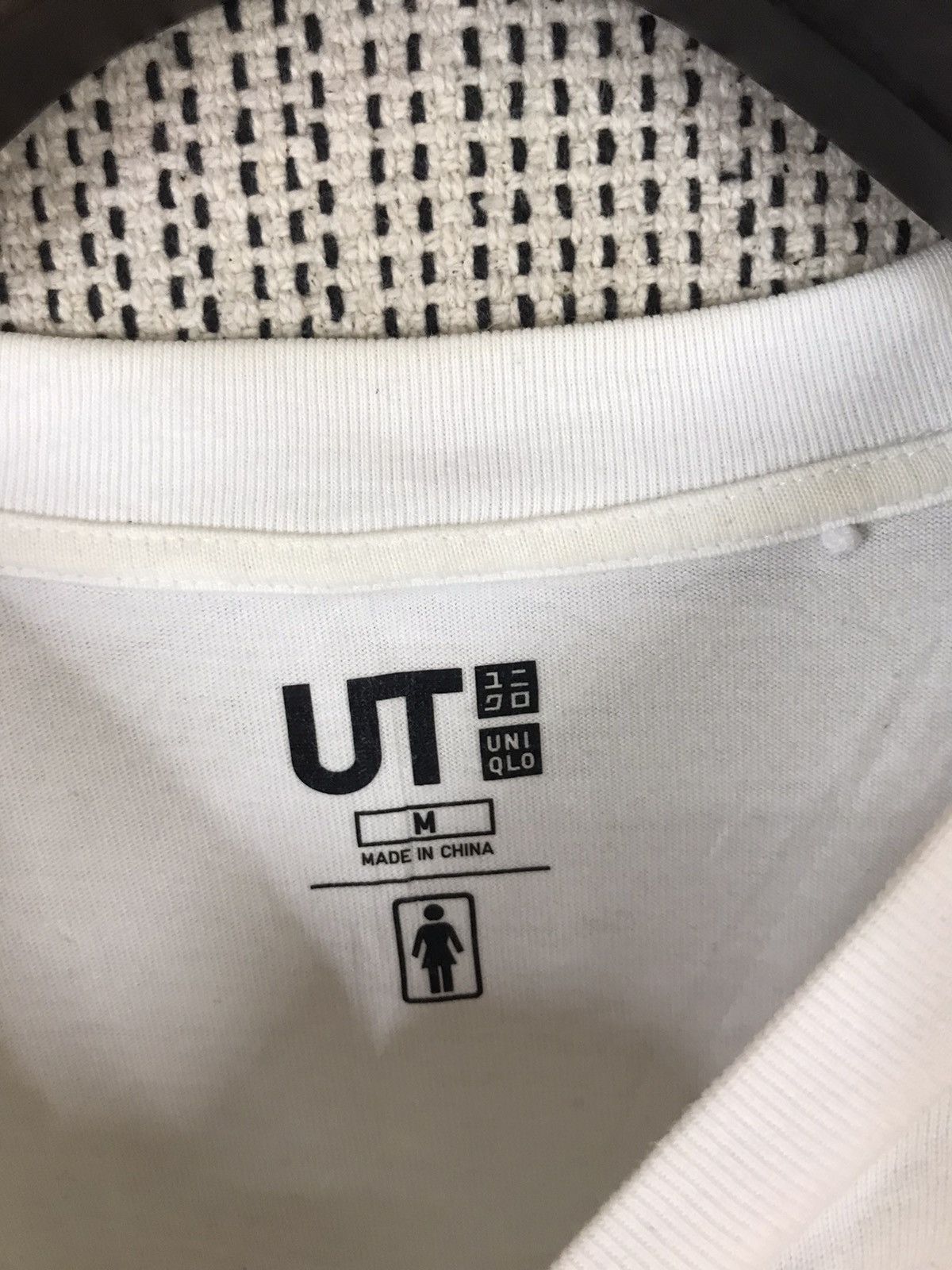 Uniqlo ‼️GIRL SKATEBOARDS X UNIQLO TSHIRT NICE DESIGN‼️ Size US M / EU 48-50 / 2 - 3 Thumbnail