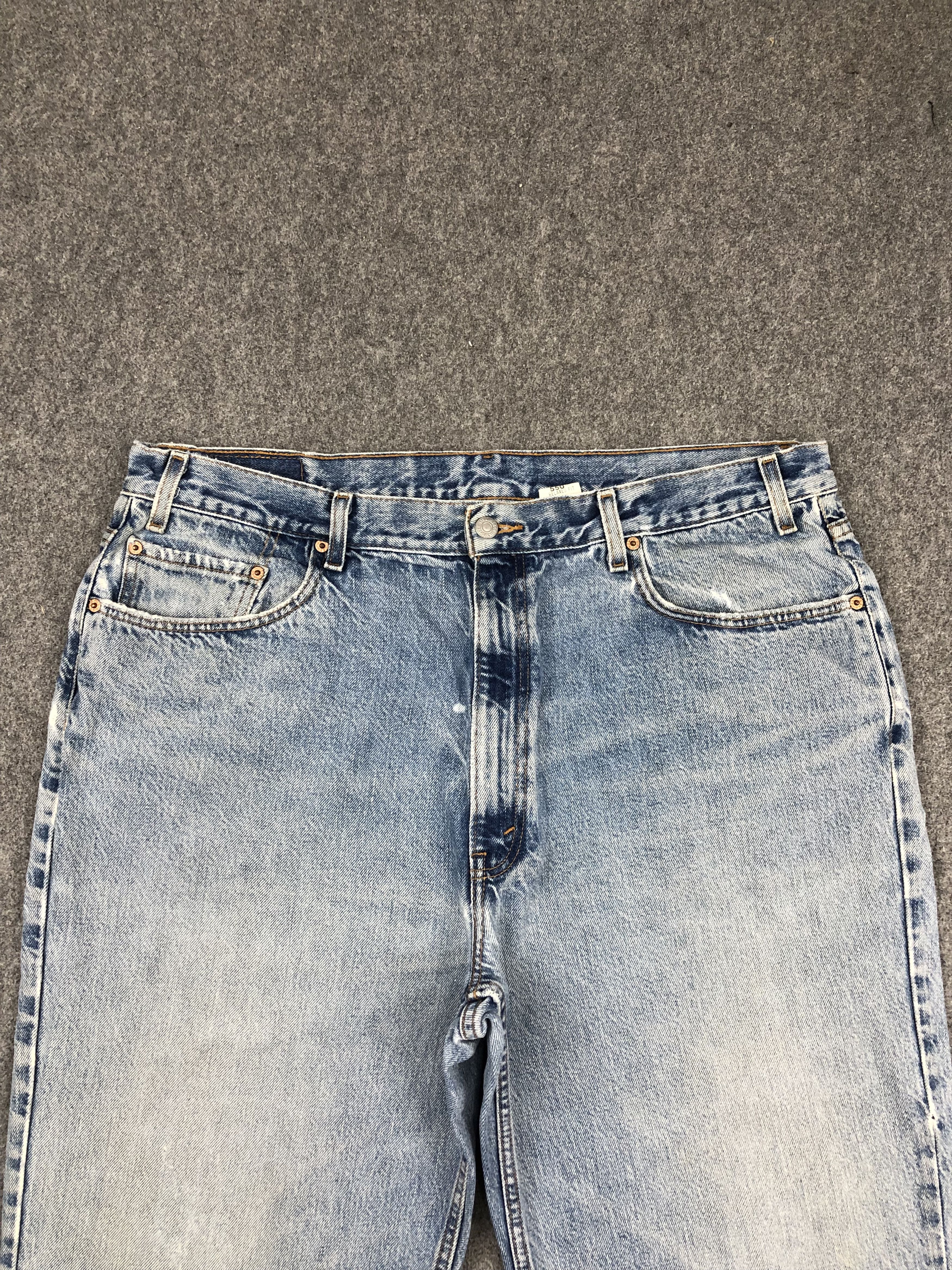 Levi's × Vintage Vintage 90s Levis 550 Faded Blue Jeans Size US 40 / EU 56 - 2 Thumbnail
