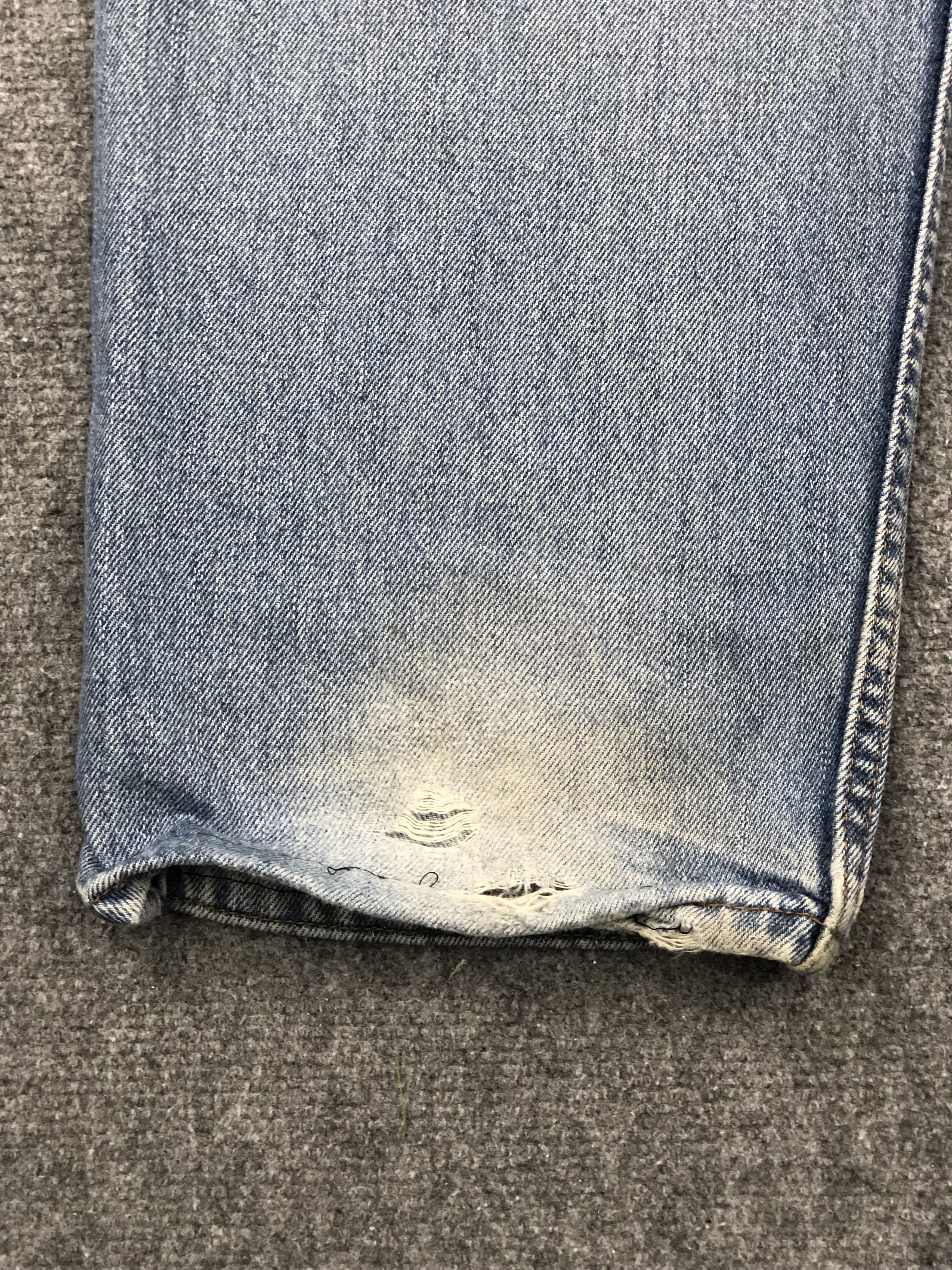 Levi's Vintage Levis 550 Faded Blue Jeans DP1467 Size US 36 / EU 52 - 14 Thumbnail