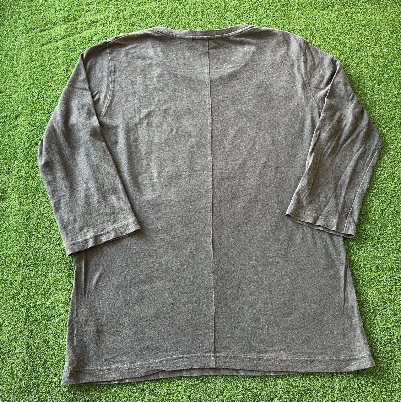 Jun Takahashi × Undercover × Uniqlo Uniqlo Undercover 3Q Tshirt | Jun Takashi | Undercoverism Size US L / EU 52-54 / 3 - 5 Thumbnail