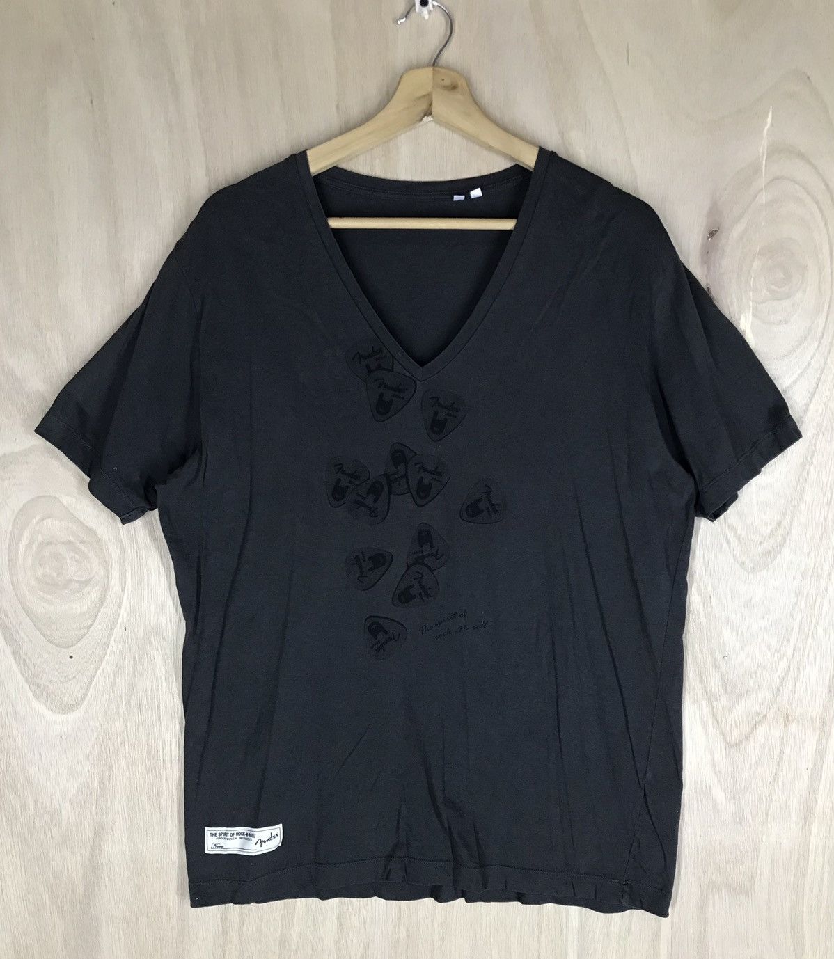 Uniqlo × Vintage Uniqlo x Kaws Anatomy Short Sleeve T-Shirt White Cotton |  Grailed, image size:1198x1378