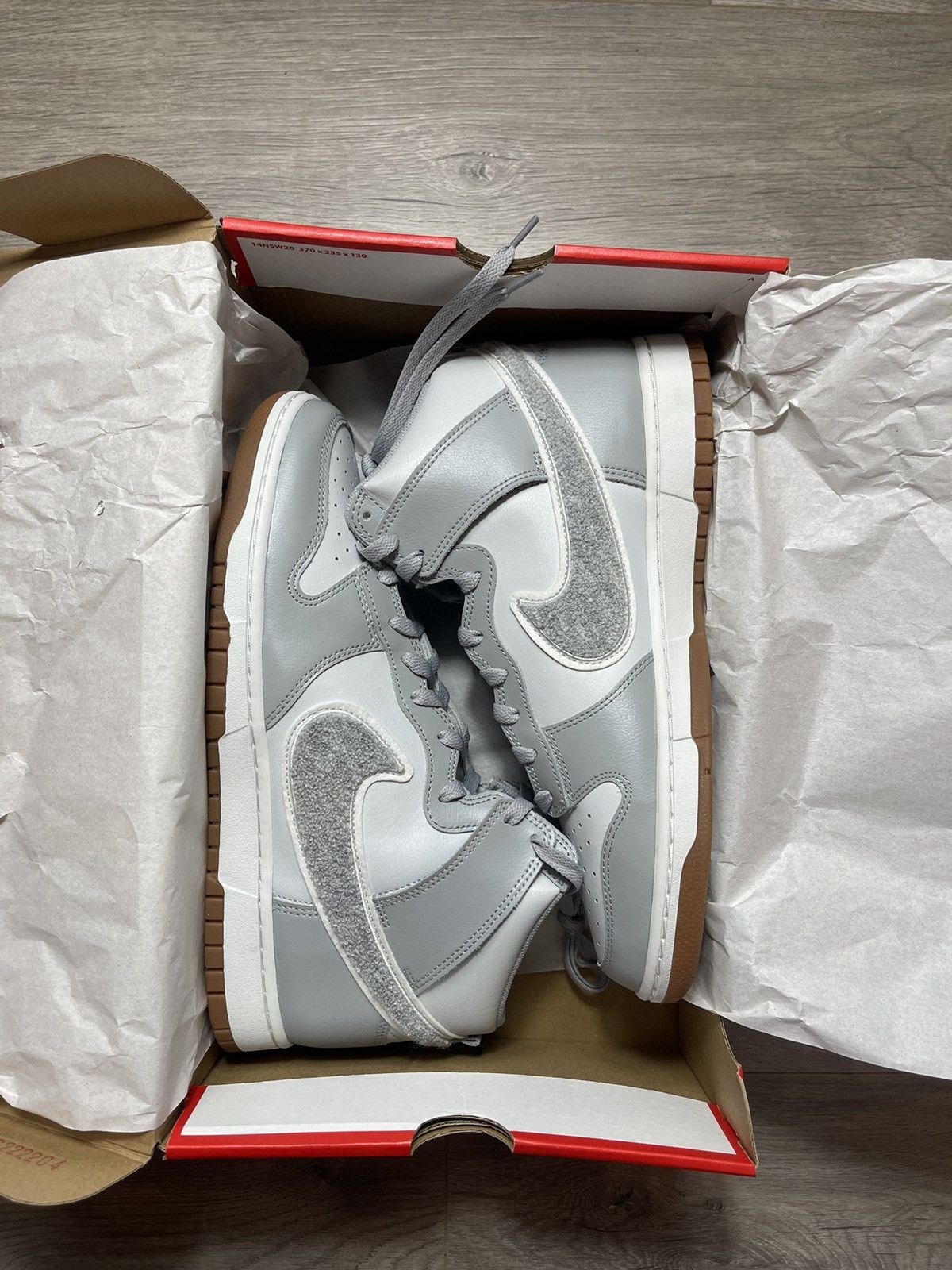 Nike Dunk High University Chenille Swoosh Light Smoke Grey