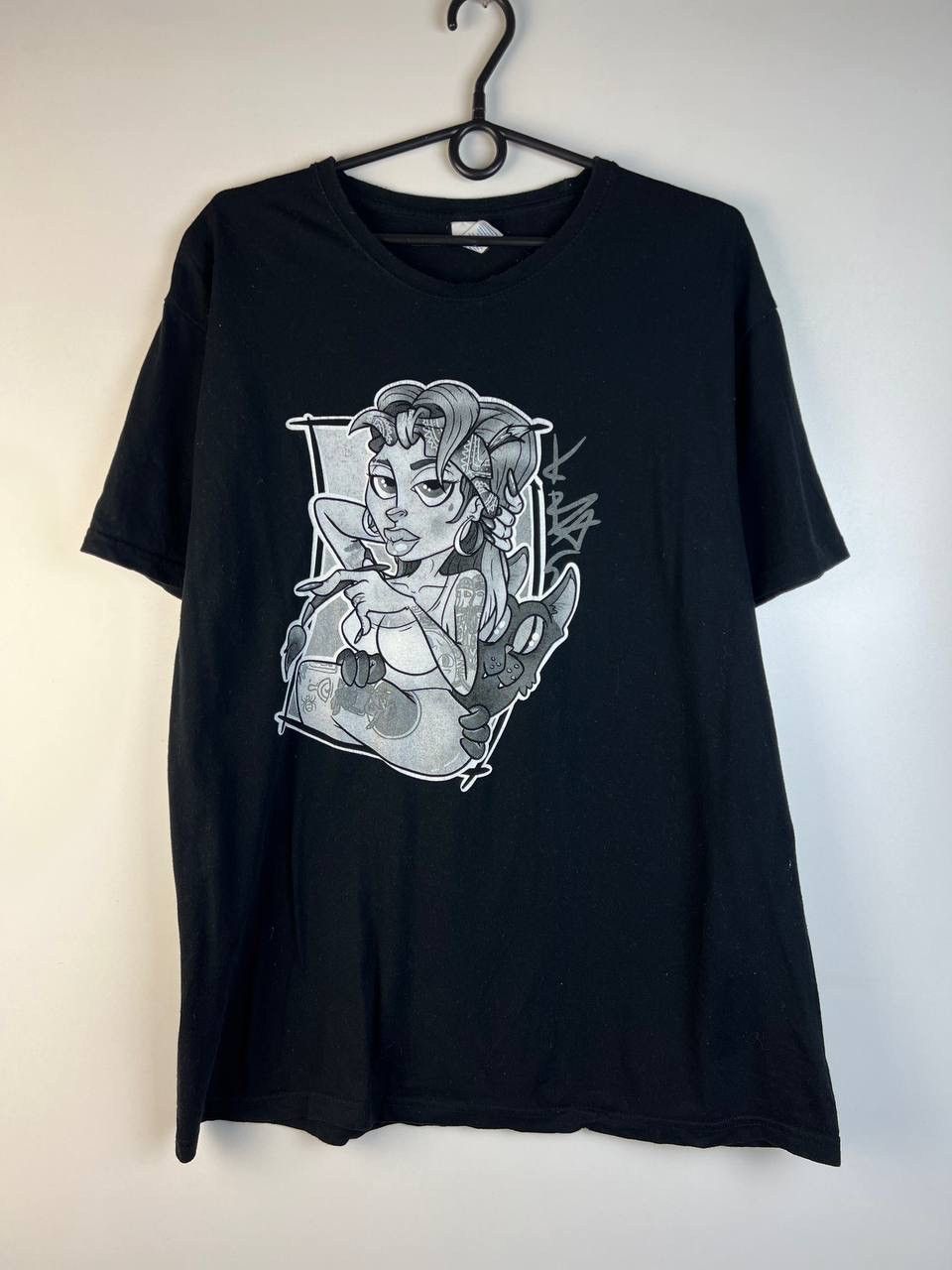 Vintage Crazy Girl vintage t-shirt size XL Size US XL / EU 56 / 4 - 1 Thumbnail