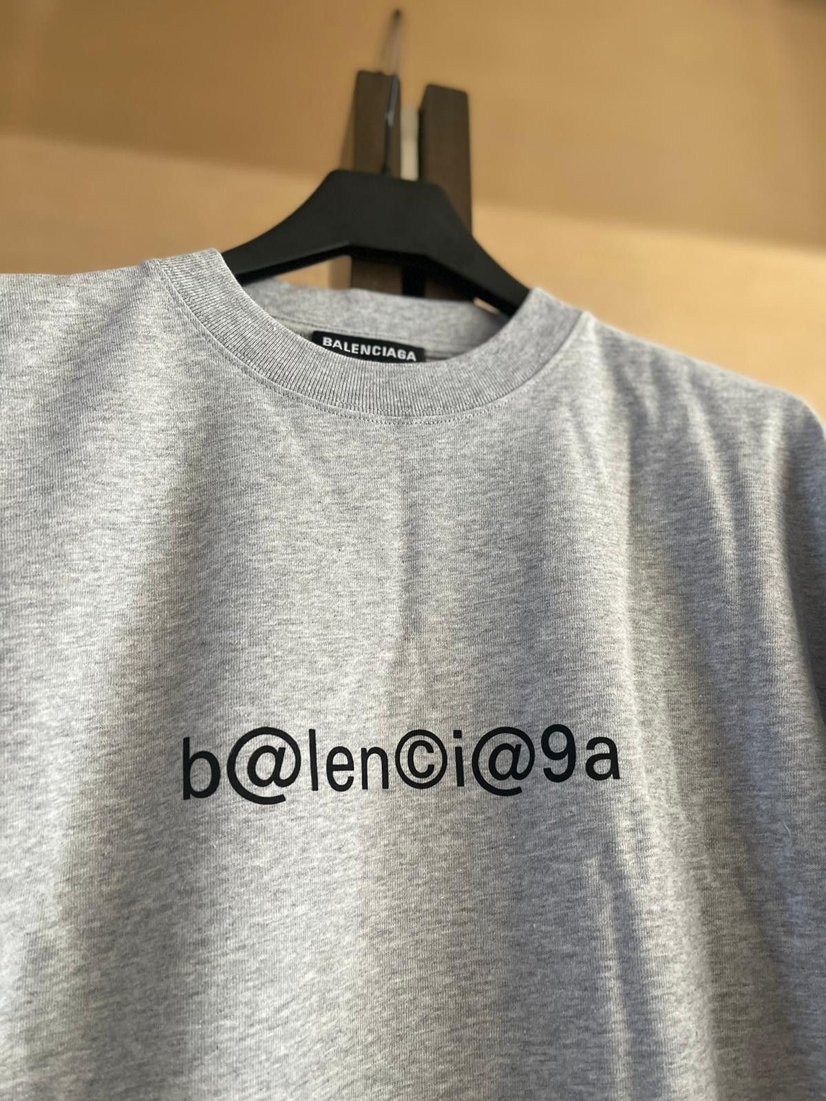 Balenciaga Oversized Symbols T-Shirt SS in Gray Size US XS / EU 42 / 0 - 3 Thumbnail