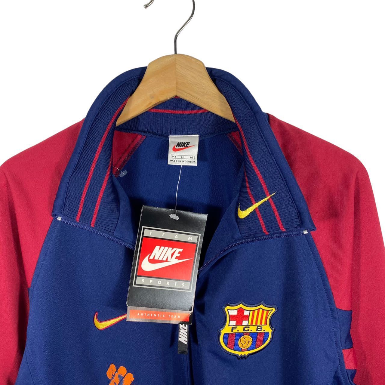 Nike 🔥Vintage 90s nike Barcelona tracksuit 1998 (NOS) Size US L / EU 52-54 / 3 - 1 Thumbnail