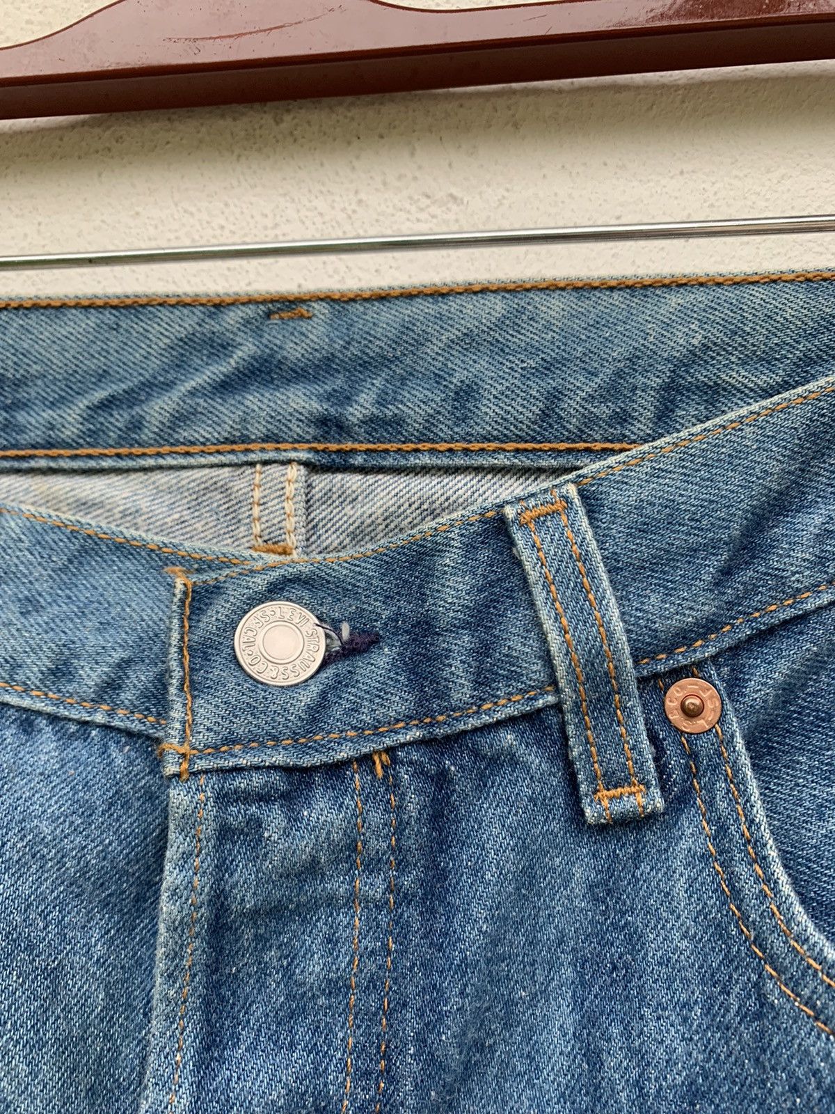Bob Marley LEVI’S 501 RECONSTRUCTED BOB MARLEY REGGAE DENIM PANTS Size US 32 / EU 48 - 9 Thumbnail