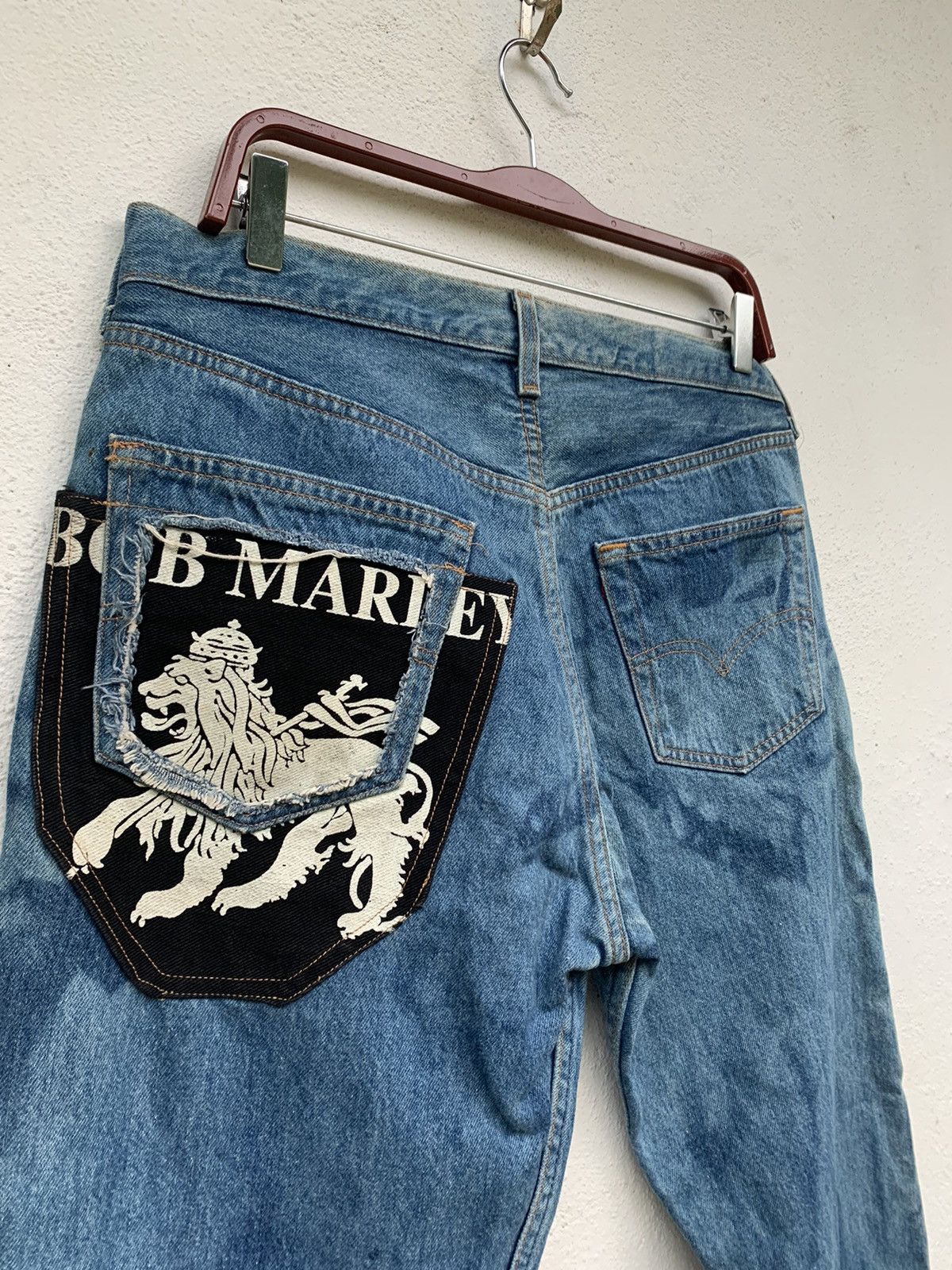 Bob Marley LEVI’S 501 RECONSTRUCTED BOB MARLEY REGGAE DENIM PANTS Size US 32 / EU 48 - 11 Thumbnail