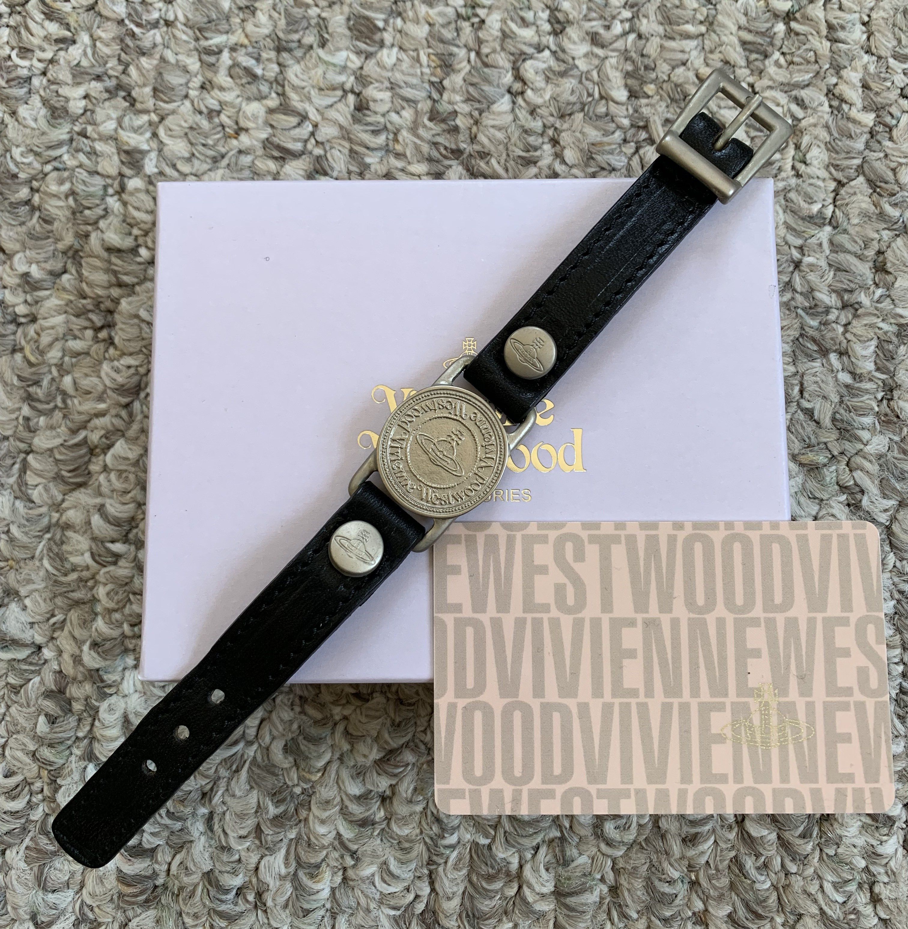 Vivienne Westwood Vivenne Westwood Watch-Inspired Leather Orb Bracelet Size ONE SIZE - 1 Thumbnail