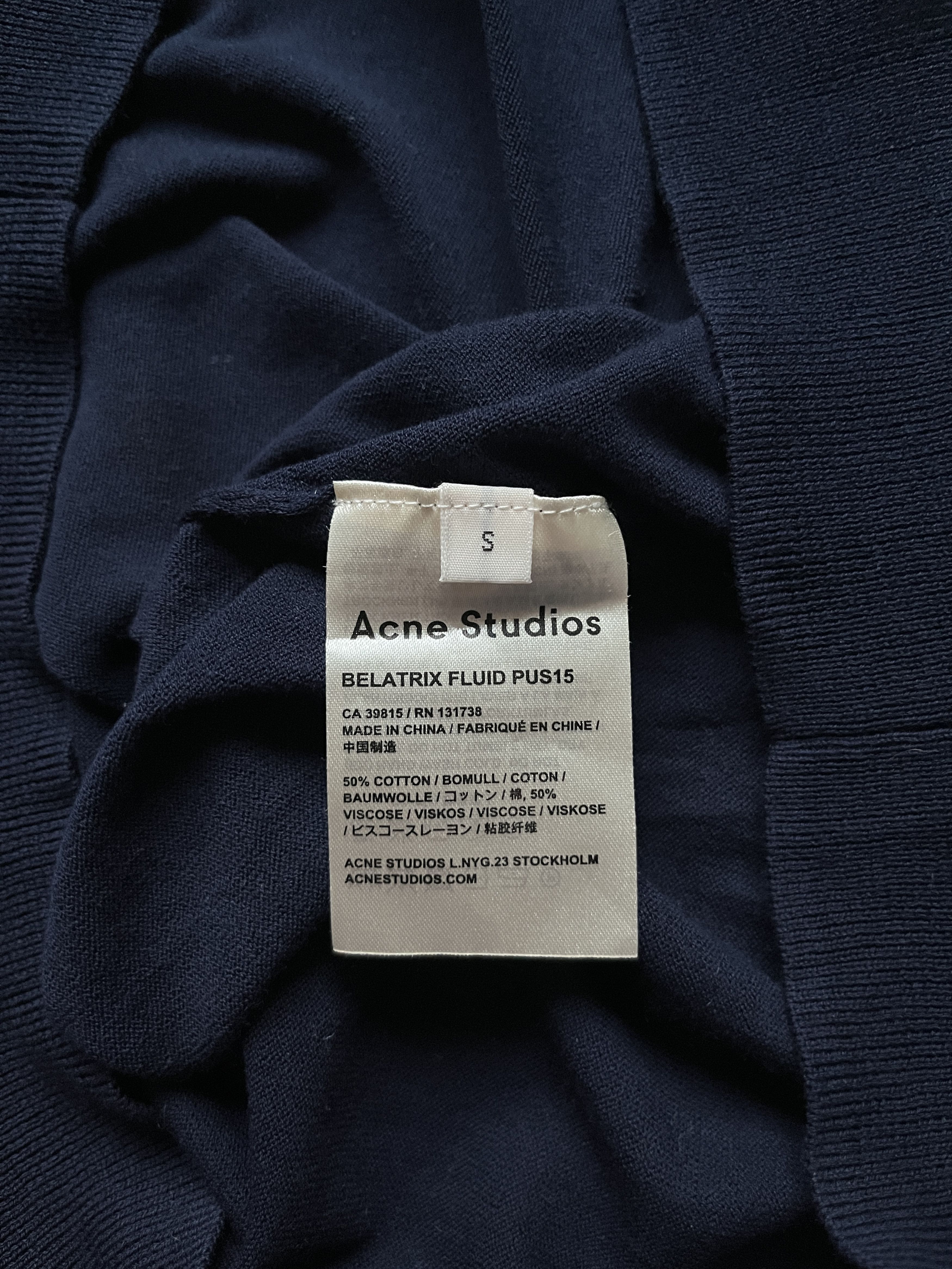 Acne Studios ⚡️QUICK SALE⚡️Acne Studios Navy V-Neck Oversized Sweater Size US S / EU 44-46 / 1 - 4 Thumbnail