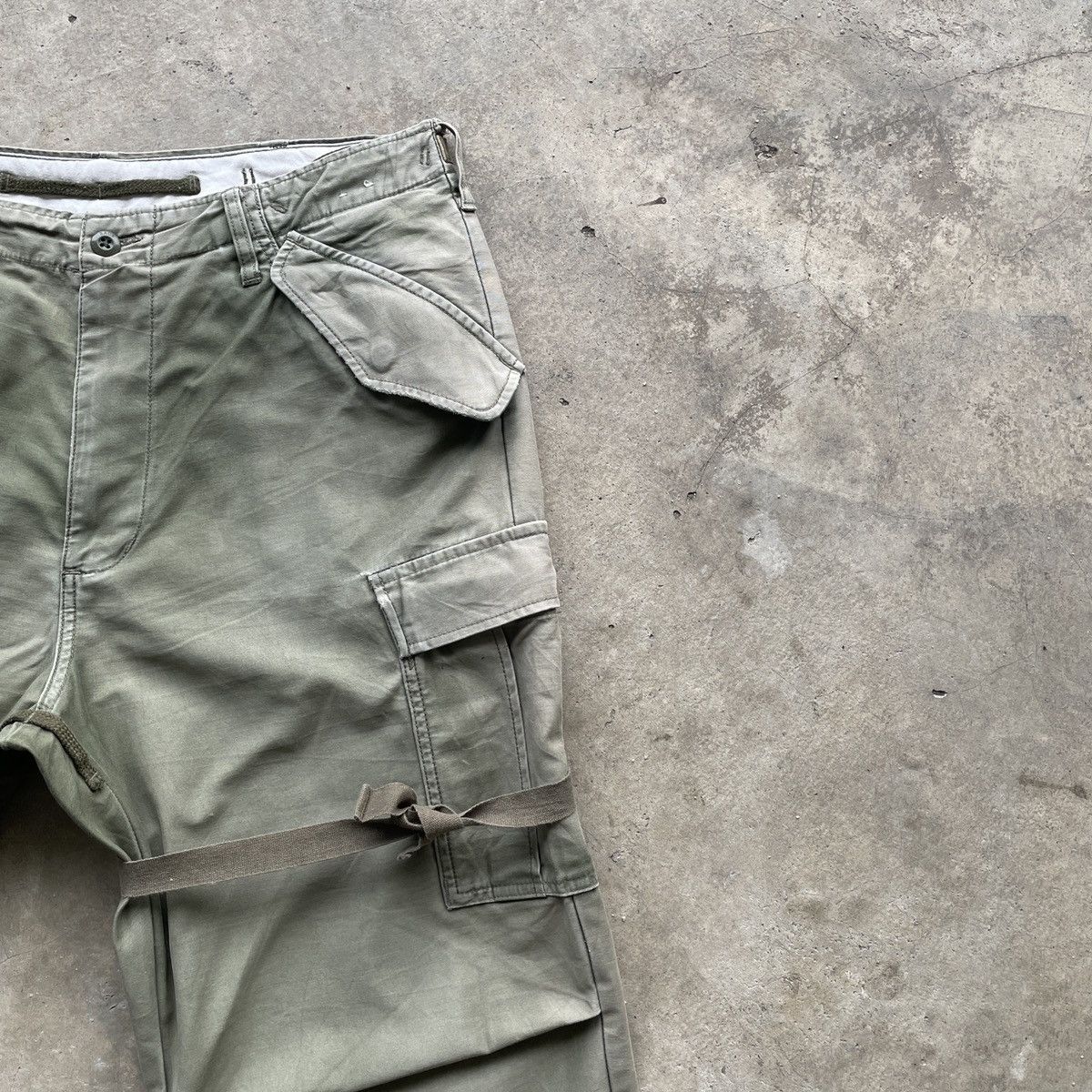 Japanese Brand Vintage Back Number Faded Cargo Parachute Bondage Pants W34 Size US 34 / EU 50 - 6 Thumbnail