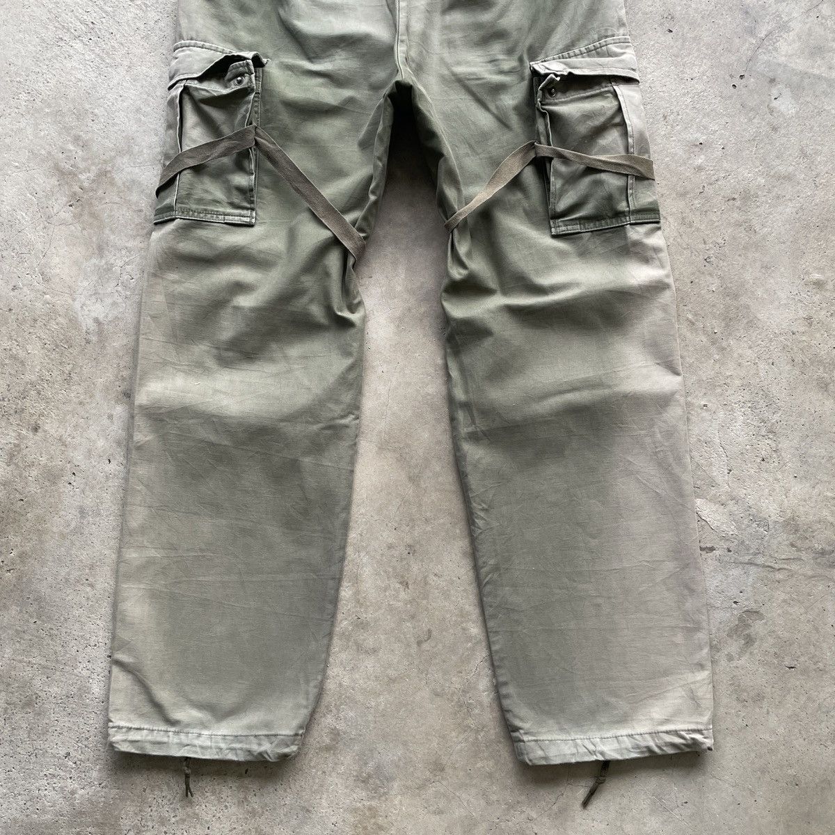 Japanese Brand Vintage Back Number Faded Cargo Parachute Bondage Pants W34 Size US 34 / EU 50 - 11 Thumbnail