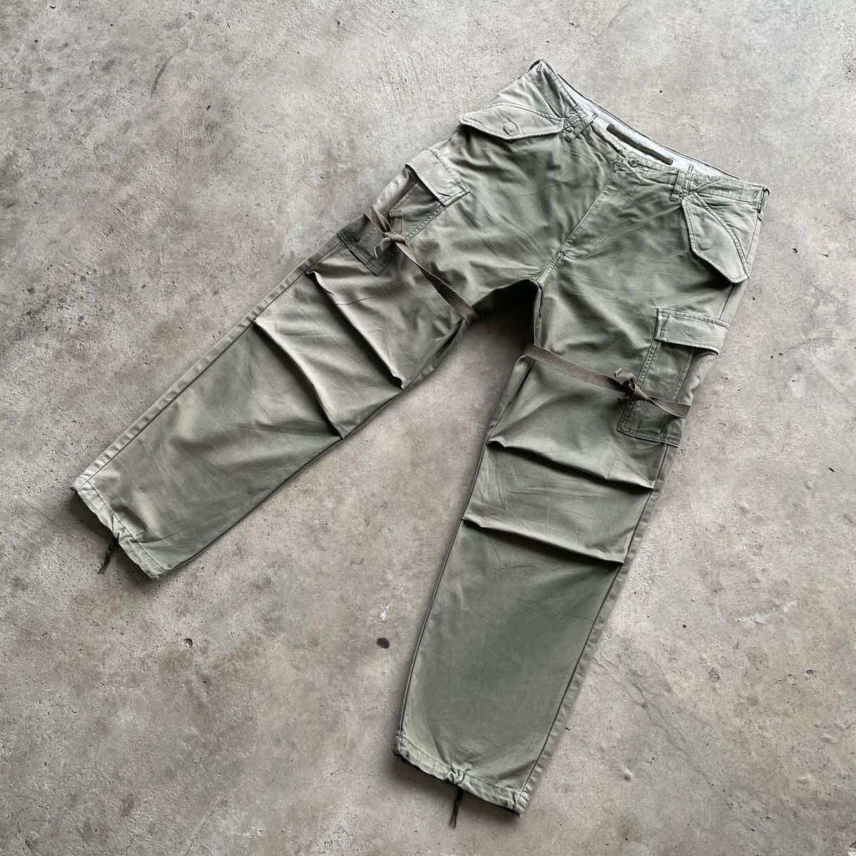 Japanese Brand Vintage Back Number Faded Cargo Parachute Bondage Pants W34 Size US 34 / EU 50 - 2 Thumbnail