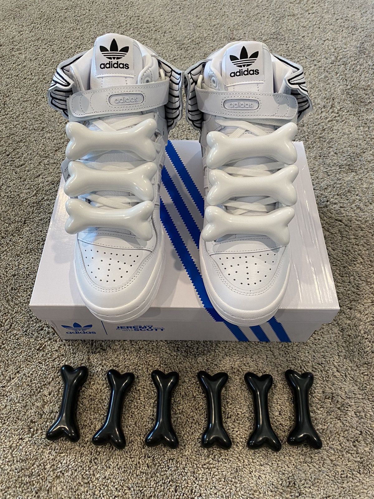 Jeremy Scott 2 sets of Adidas Jeremy Scott Bones Size ONE SIZE - 5 Thumbnail