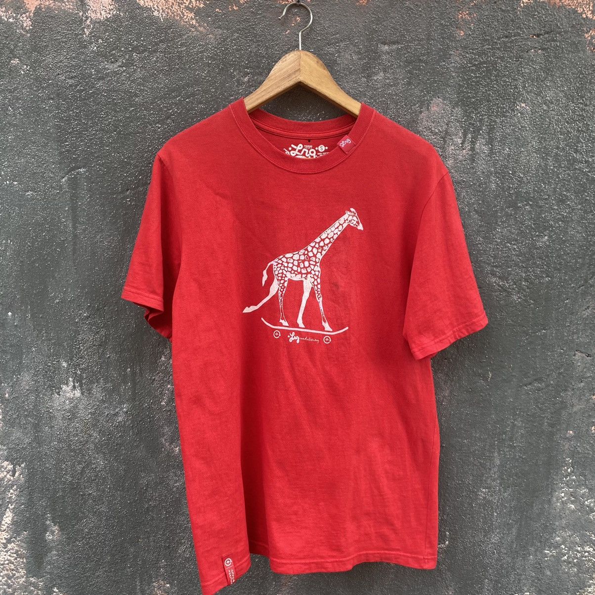 LRG Thrashed Faded Vintage Y2K LRG Skateboard ERD GRUNGE TEE Size US M / EU 48-50 / 2 - 1 Thumbnail
