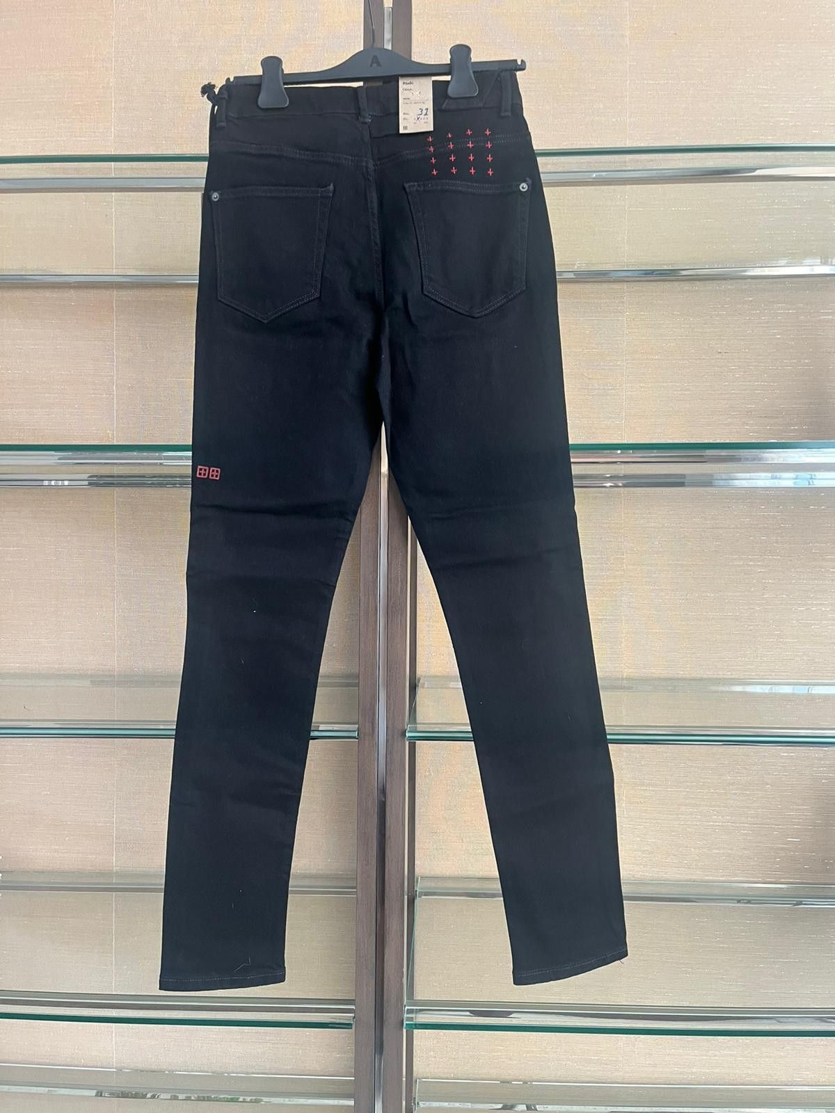 Chitch Denim in Black