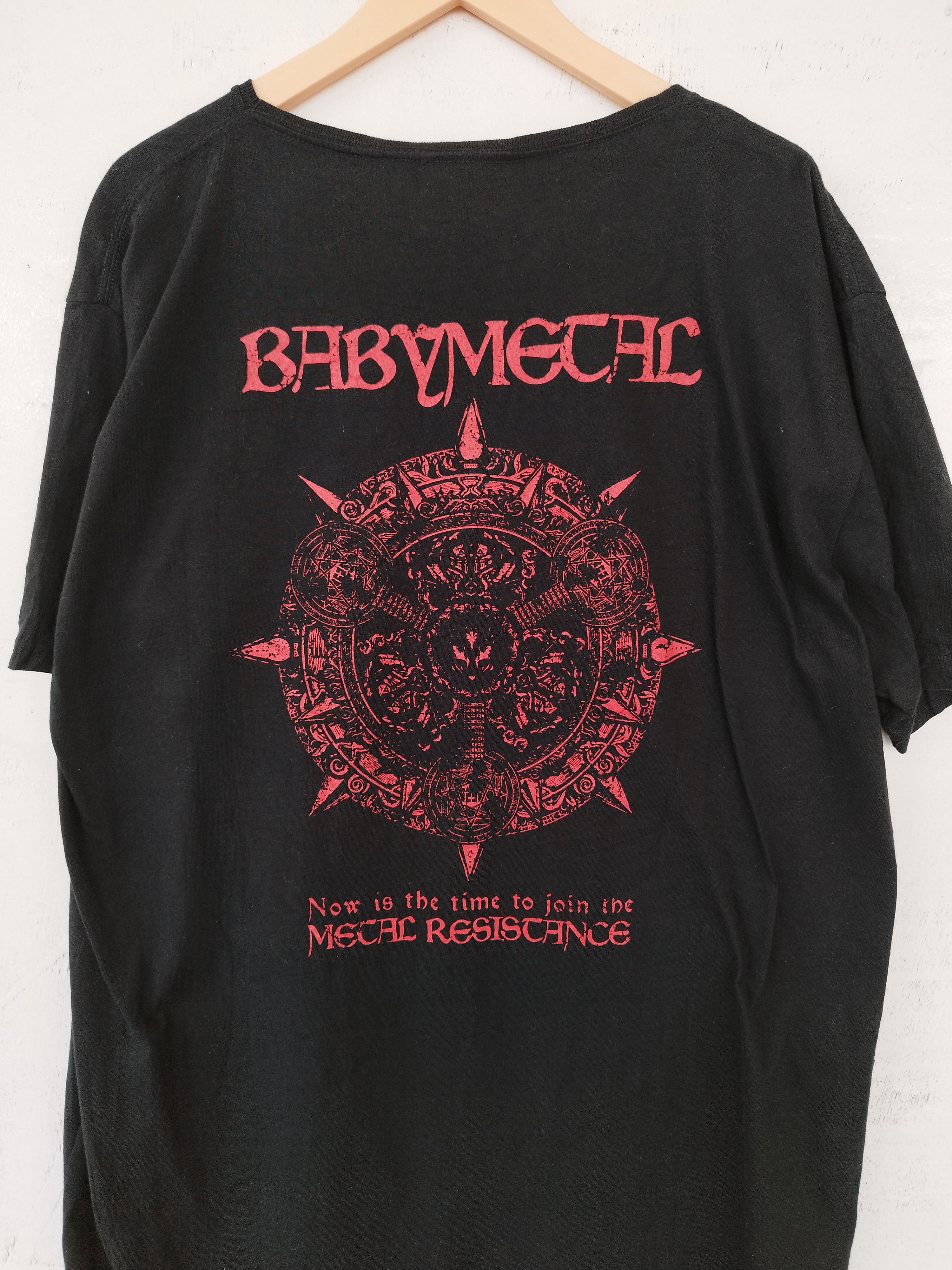 Band Tees 🔥 Baby Metal t shirt Metal band tees Size US L / EU 52-54 / 3 - 4 Thumbnail
